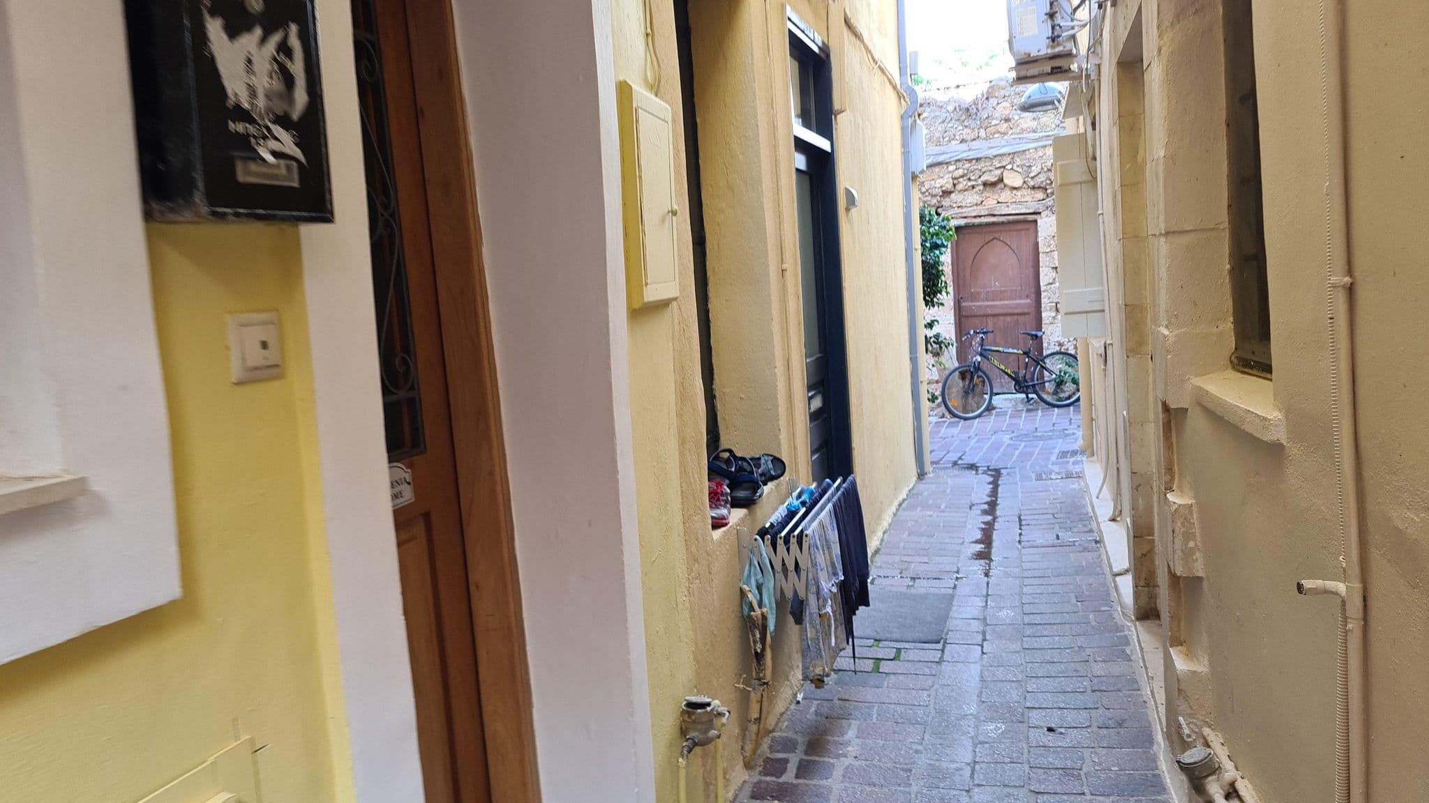 Street view near Pension Lena, Chaniá — © dsmm (CC BY-SA · Mapillary)