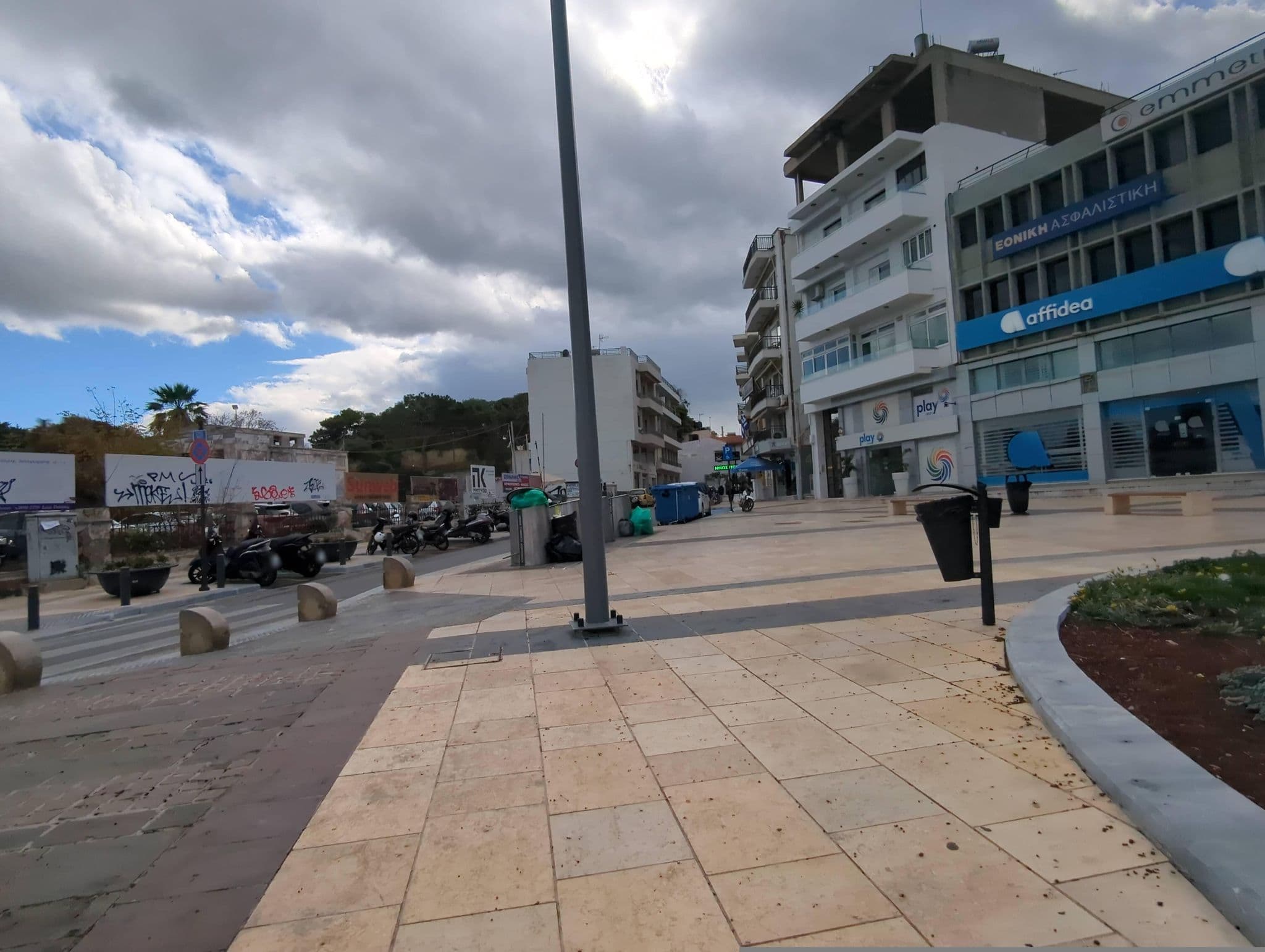 Street view near Legacy Gastro Suites, Irákleion — © miguel_andrade (CC BY-SA · Mapillary)