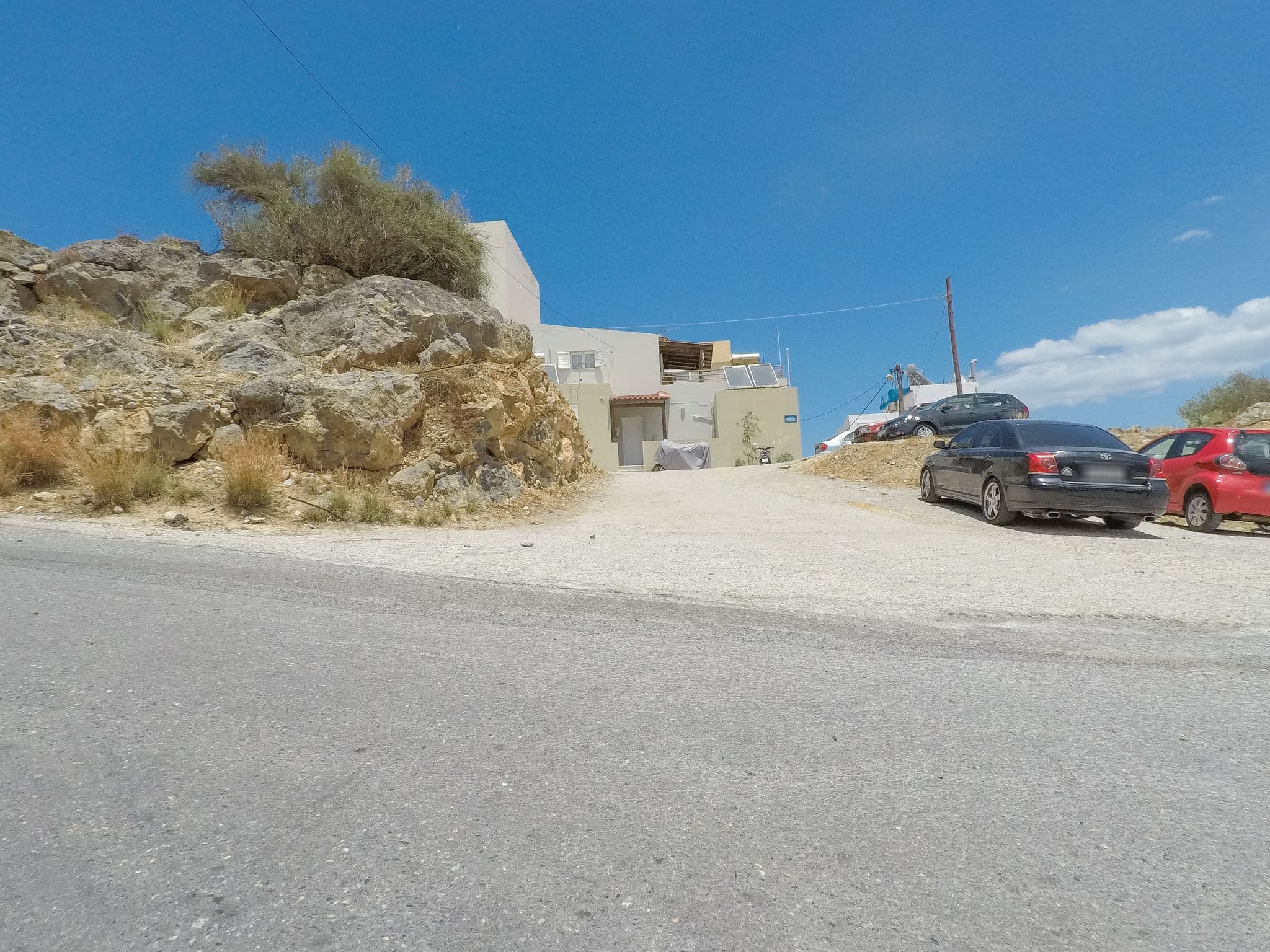 Street view near Sea View Apartments, Ágios Nikólaos — © esario (CC BY-SA · Mapillary)