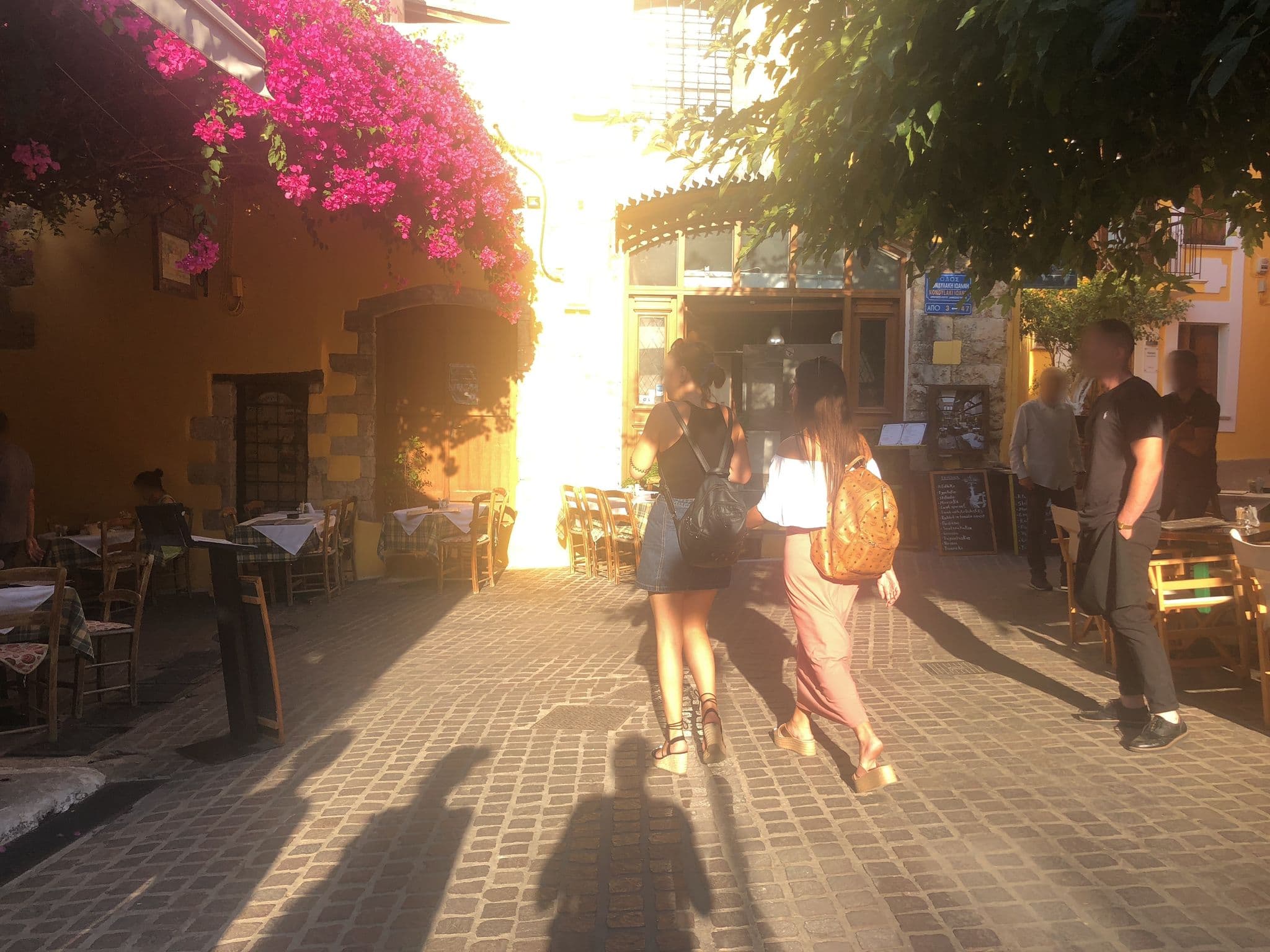 Street view near Casa Dasyra, Chaniá — © rikkekofoed (CC BY-SA · Mapillary)