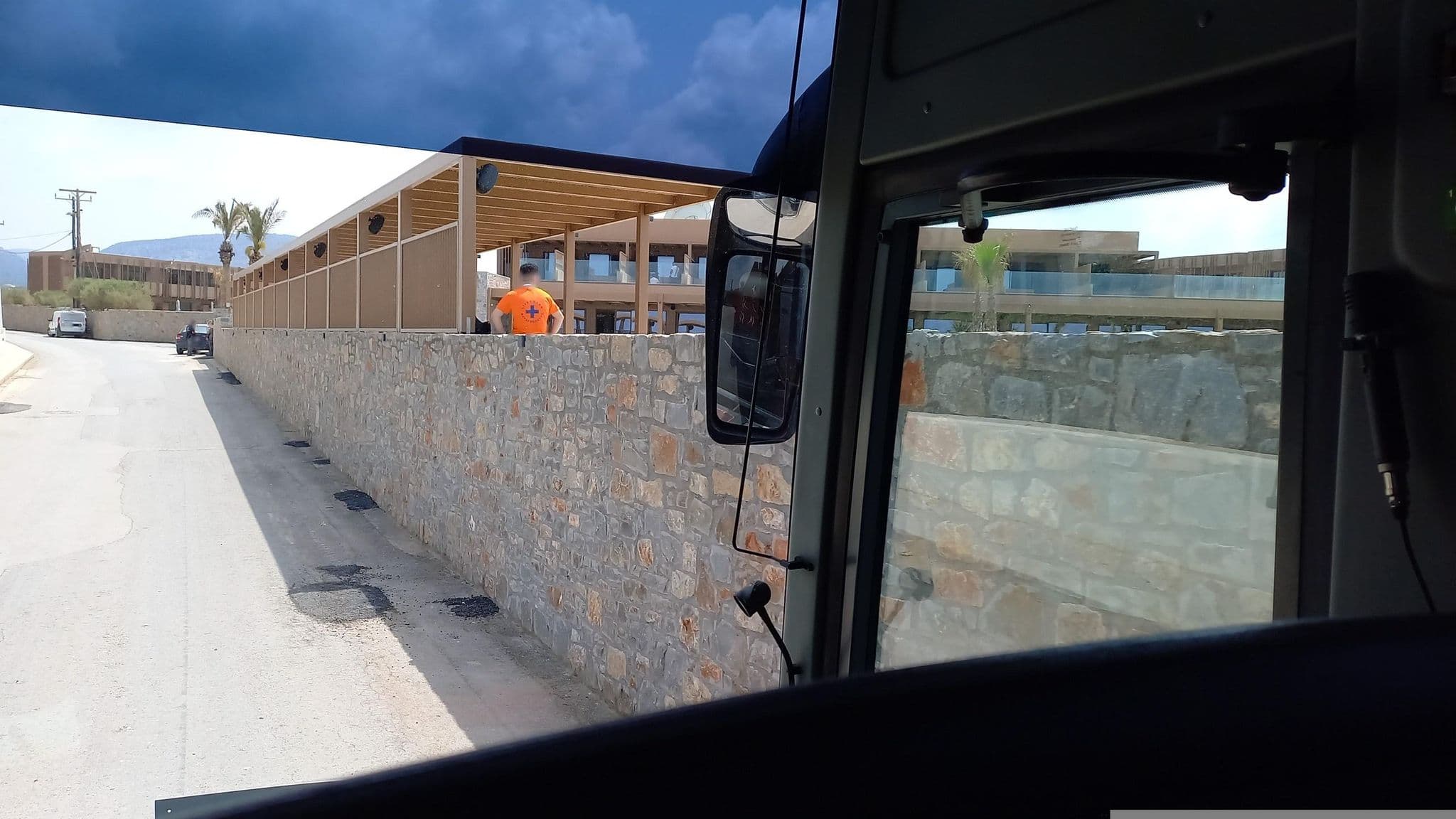 Street view near Golden Star Pool, Káto Goúves — © ryhk (CC BY-SA · Mapillary)