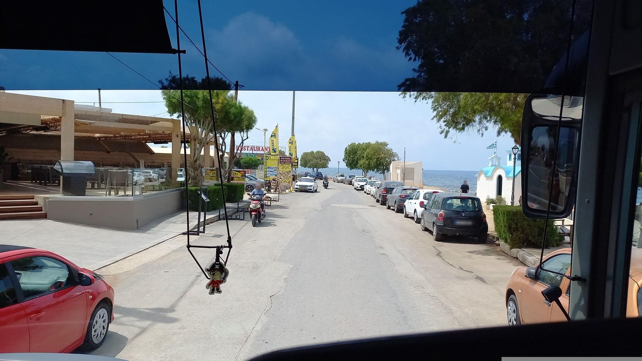Street view near Nema Hotel, Káto Goúves — © ryhk (CC BY-SA · Mapillary)