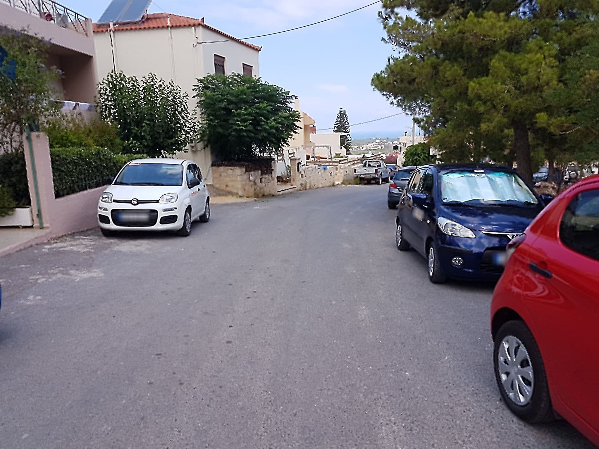 Street view near Appt. Bella Vista Old Chersonisos, Limín Khersonísou — © medix (CC BY-SA · Mapillary)