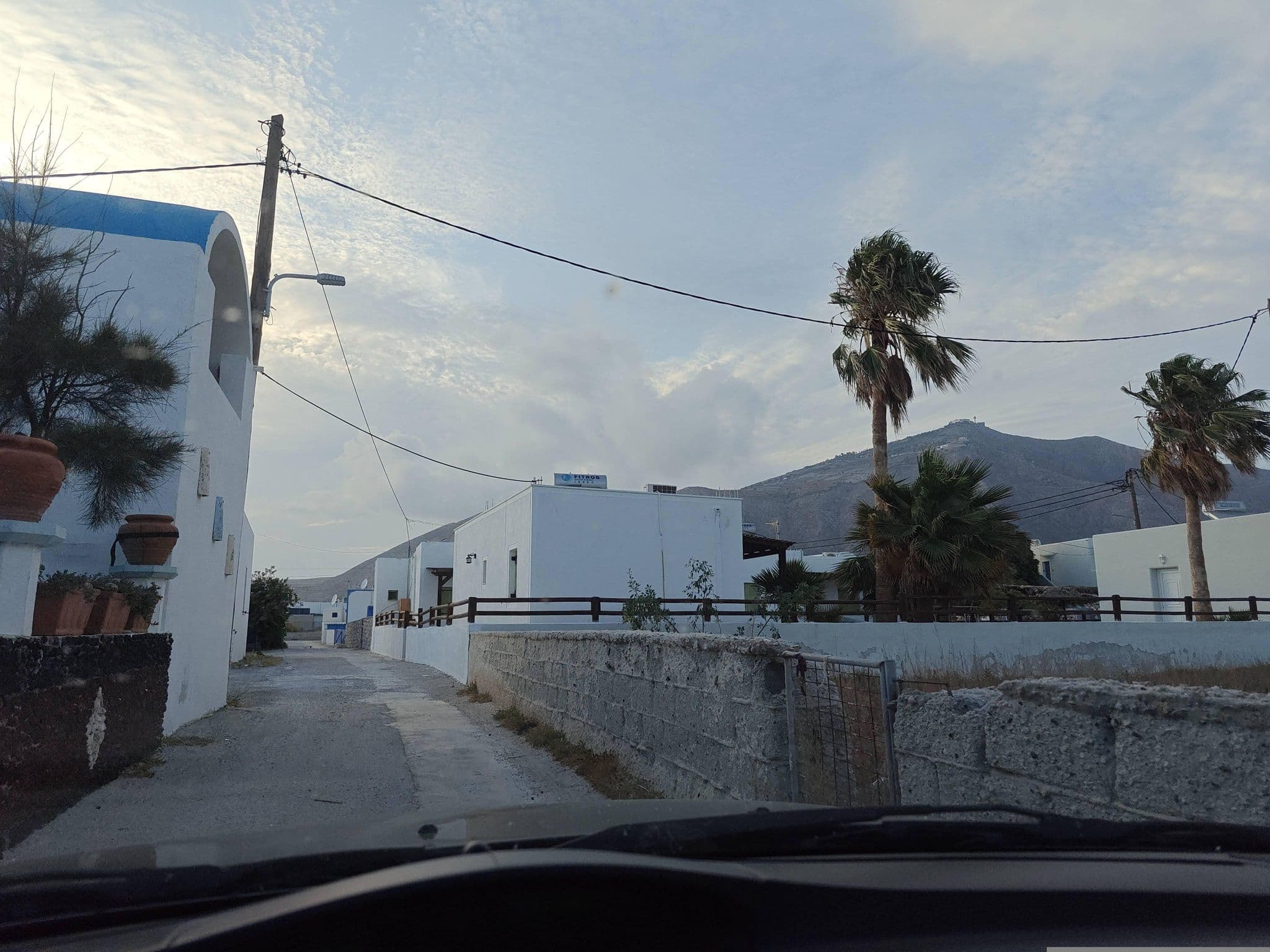 Street view near Palm Studios, Emporeío — © grkpete (CC BY-SA · Mapillary)