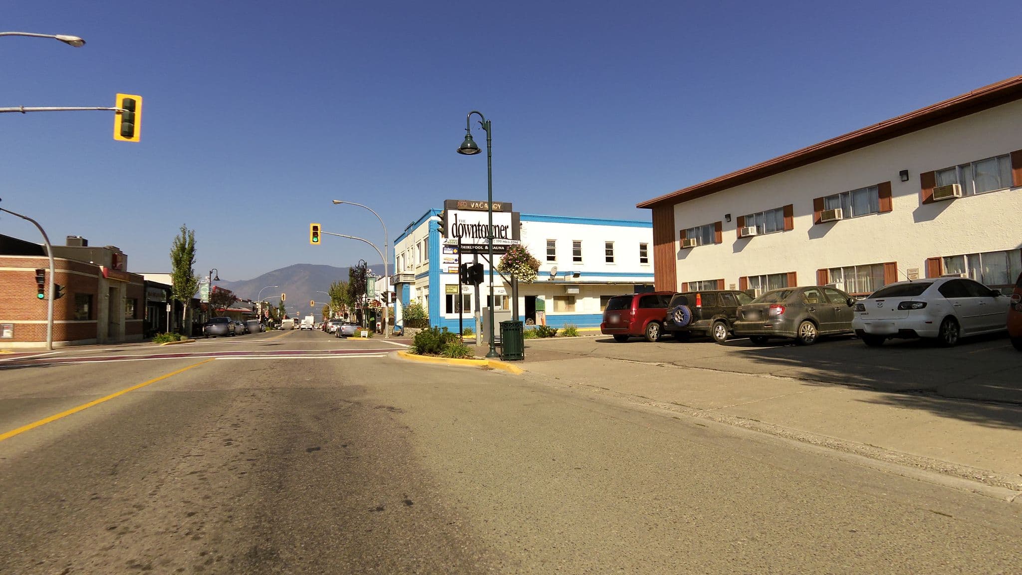 Street view near The Uptowner Motel, Creston — © rps333 (CC BY-SA · Mapillary)