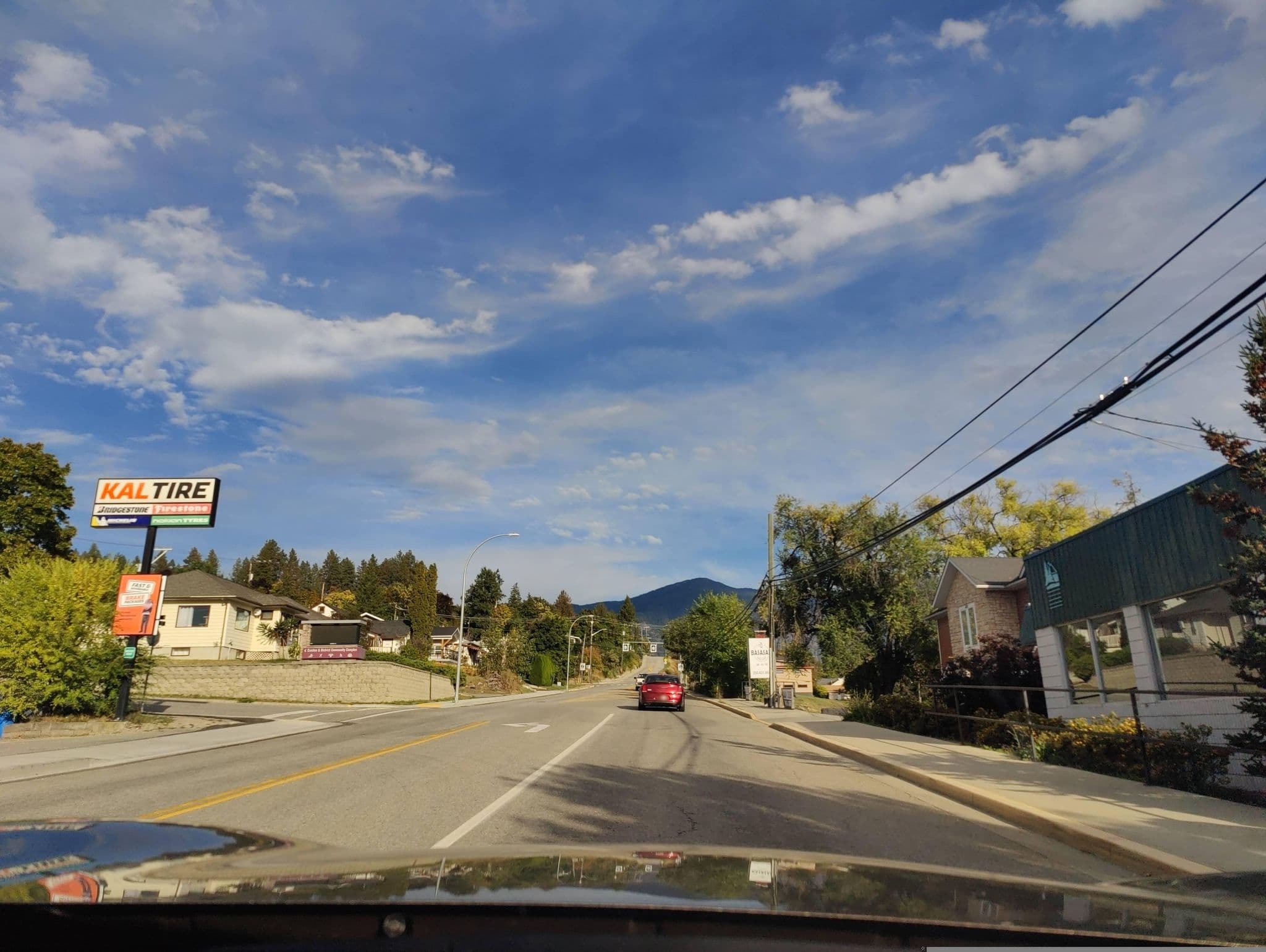 Street view near Creston Valley Motel, Creston — © elphix (CC BY-SA · Mapillary)