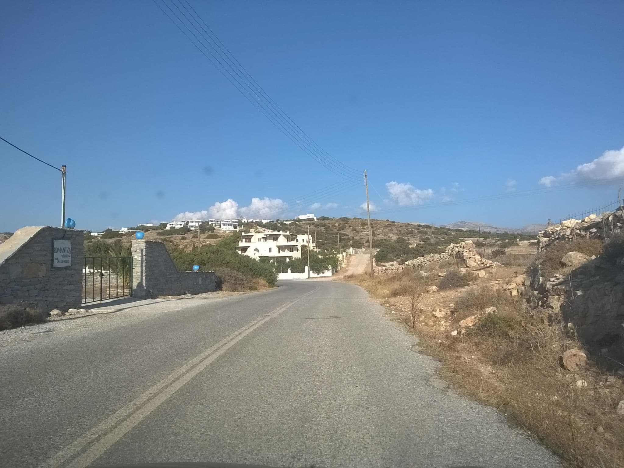 Street view near Romanzza Studios, Filótion — © 100sassa (CC BY-SA · Mapillary)