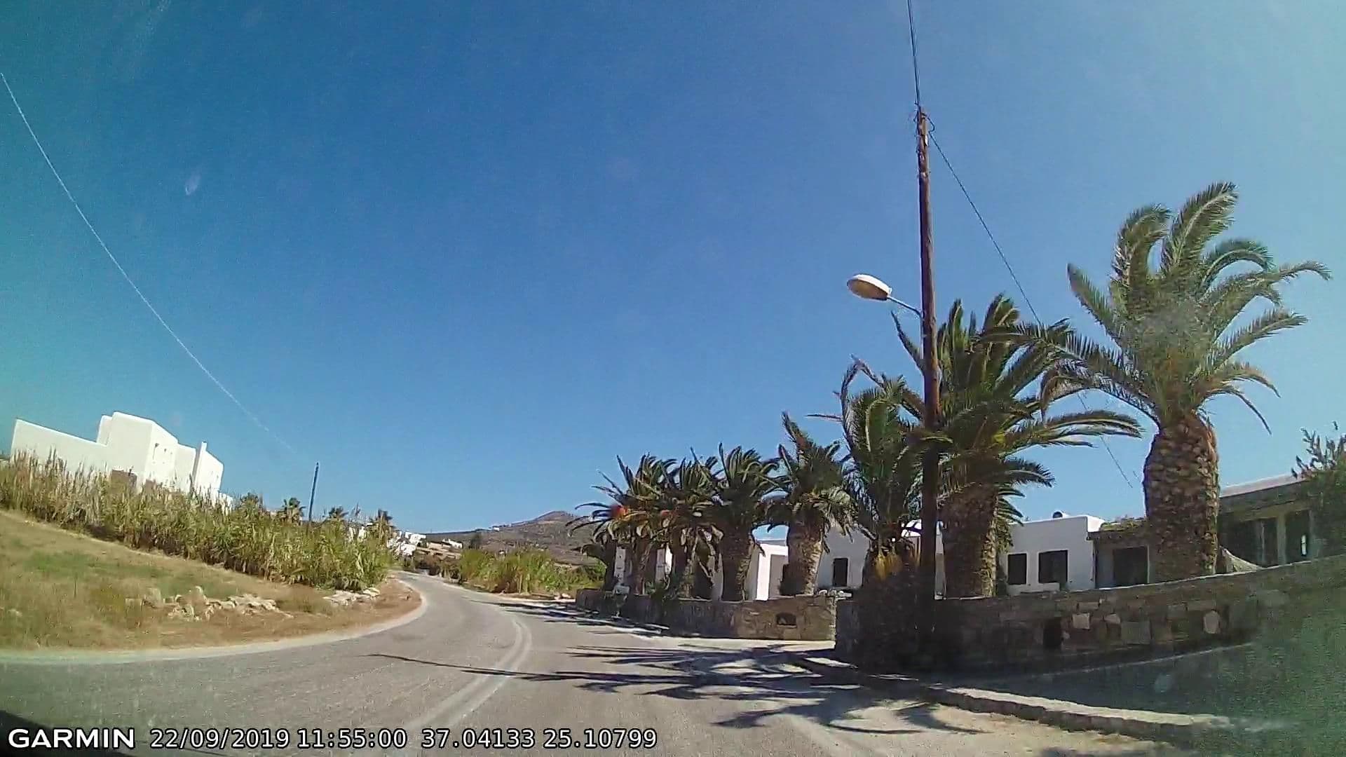 Street view near Sunrise Studios Punda Beach, Páros — © pppetros (CC BY-SA · Mapillary)