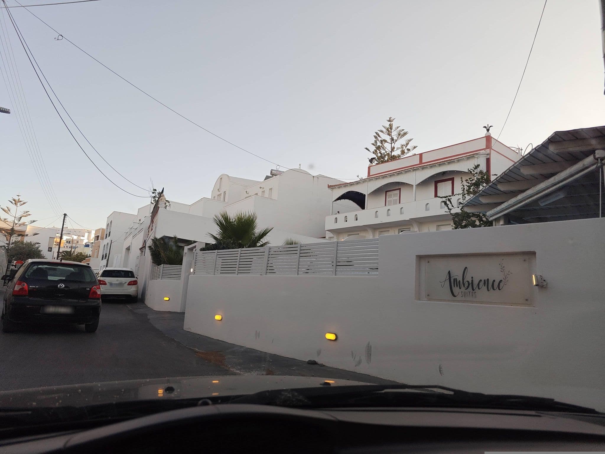 Street view near Sky of Thira Hotel, Firá — © grkpete (CC BY-SA · Mapillary)
