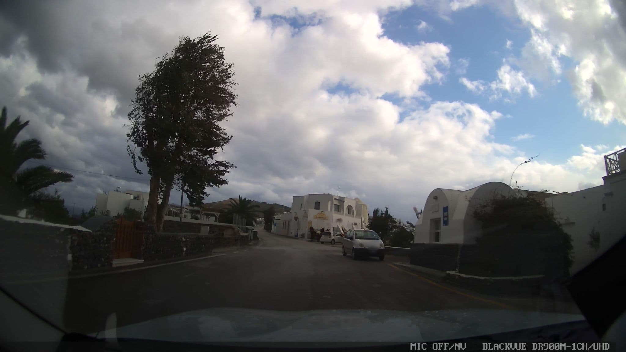 Street view near Alexander's Boutique Hotel, Oía — © jthnz (CC BY-SA · Mapillary)