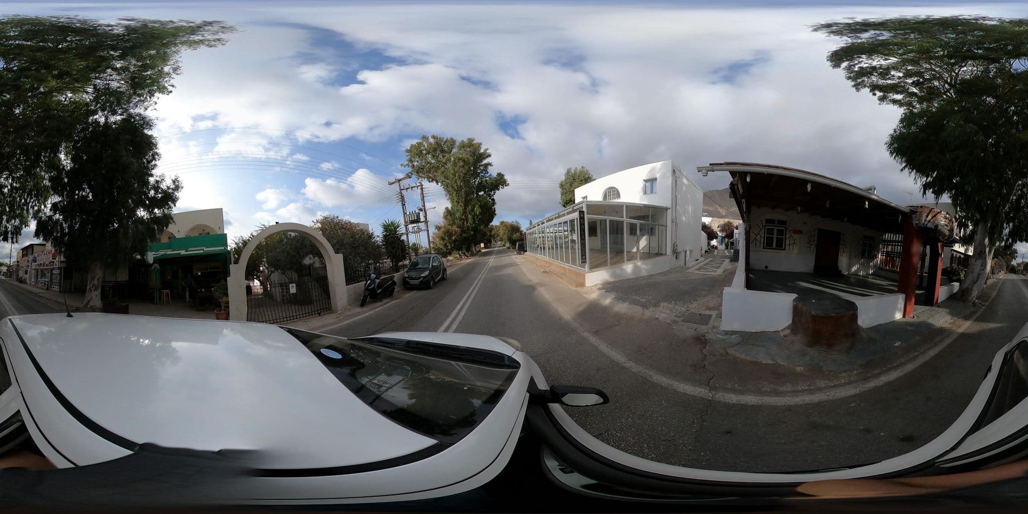 Street view near Villa Kasteli, Emporeío — © efikour (CC BY-SA · Mapillary)