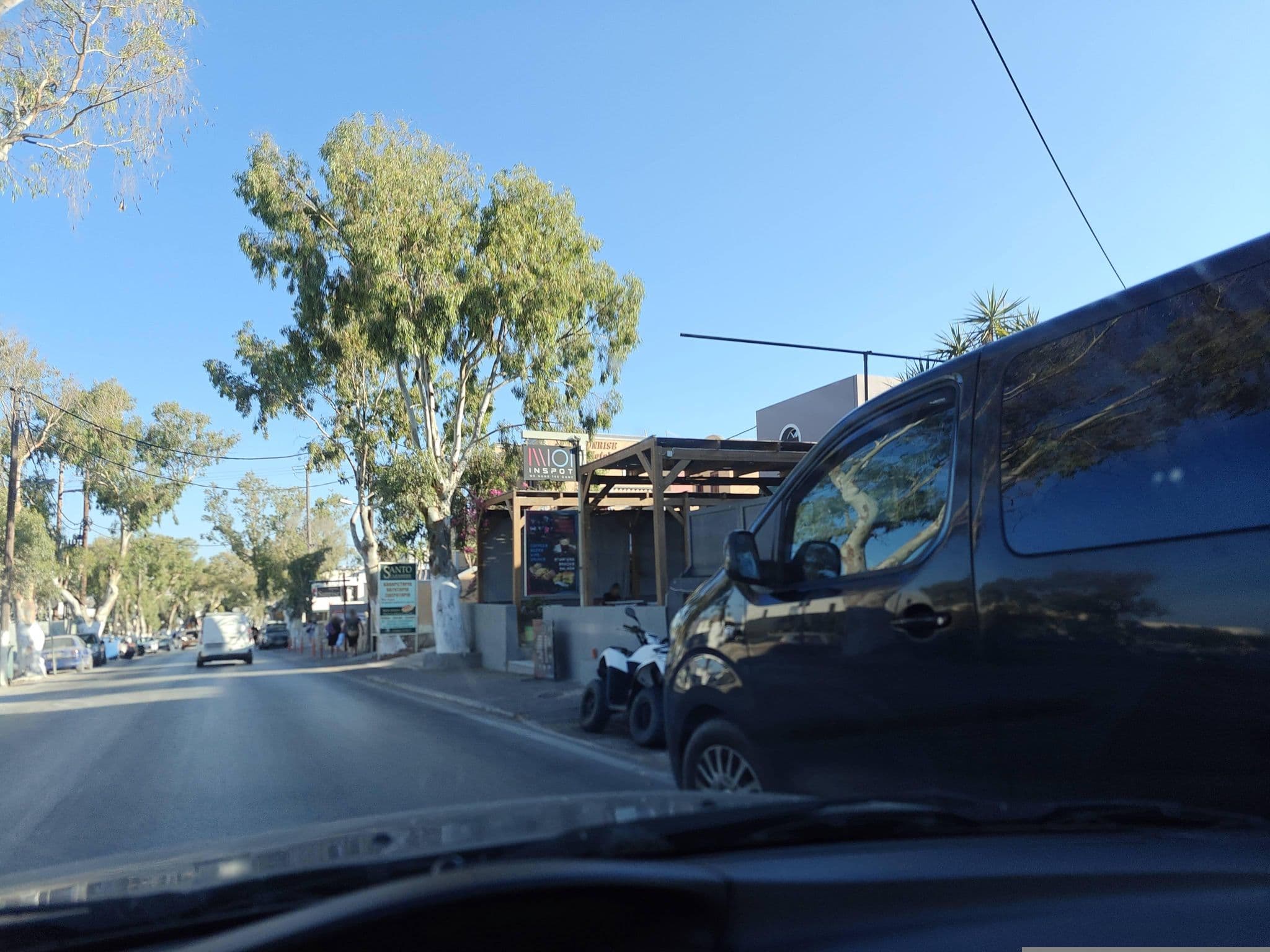 Street view near Sunrise Hotel, Firá — © grkpete (CC BY-SA · Mapillary)