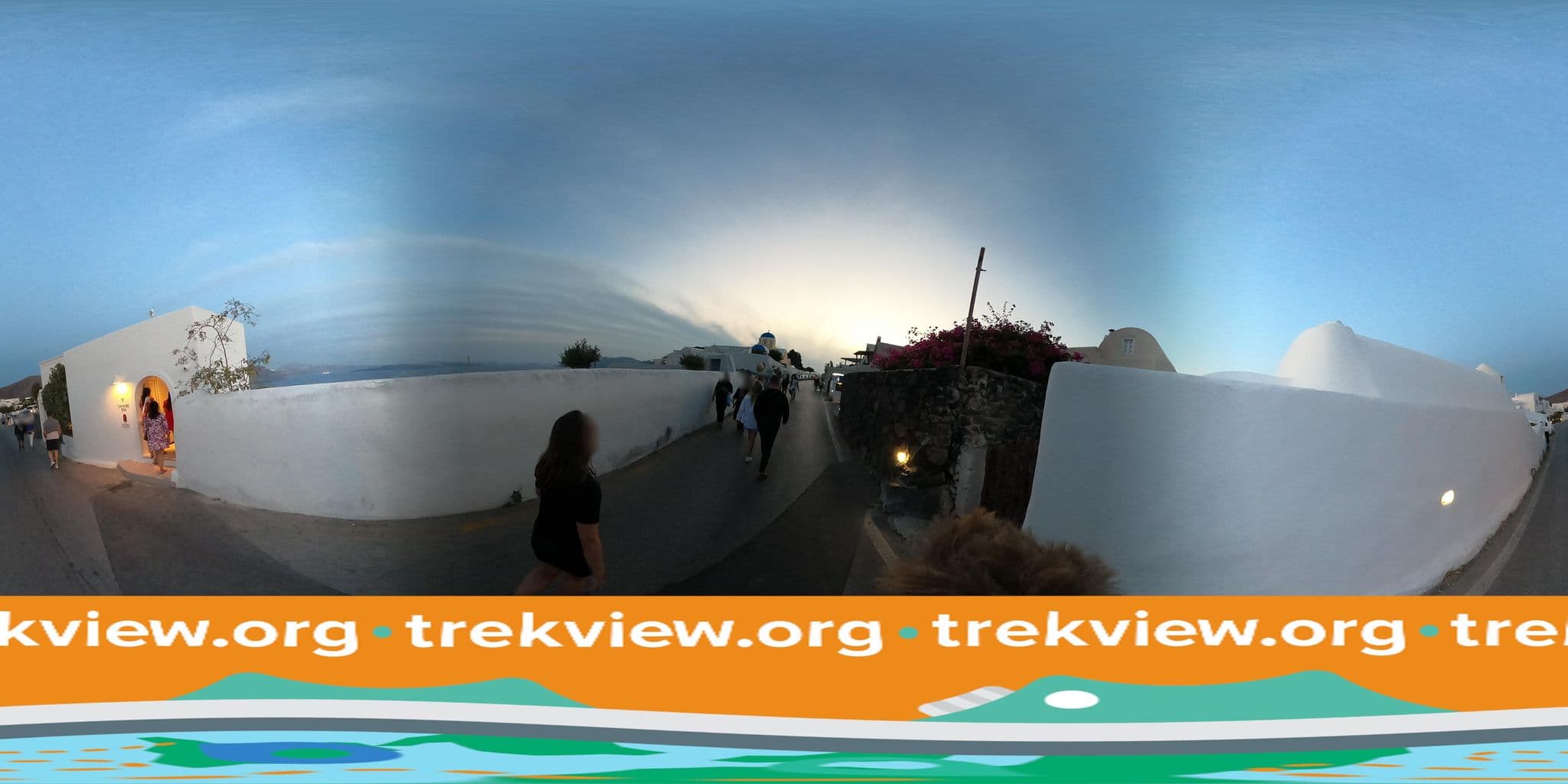 Street view near Canaves Ena, Oía — © trekviewed (CC BY-SA · Mapillary)
