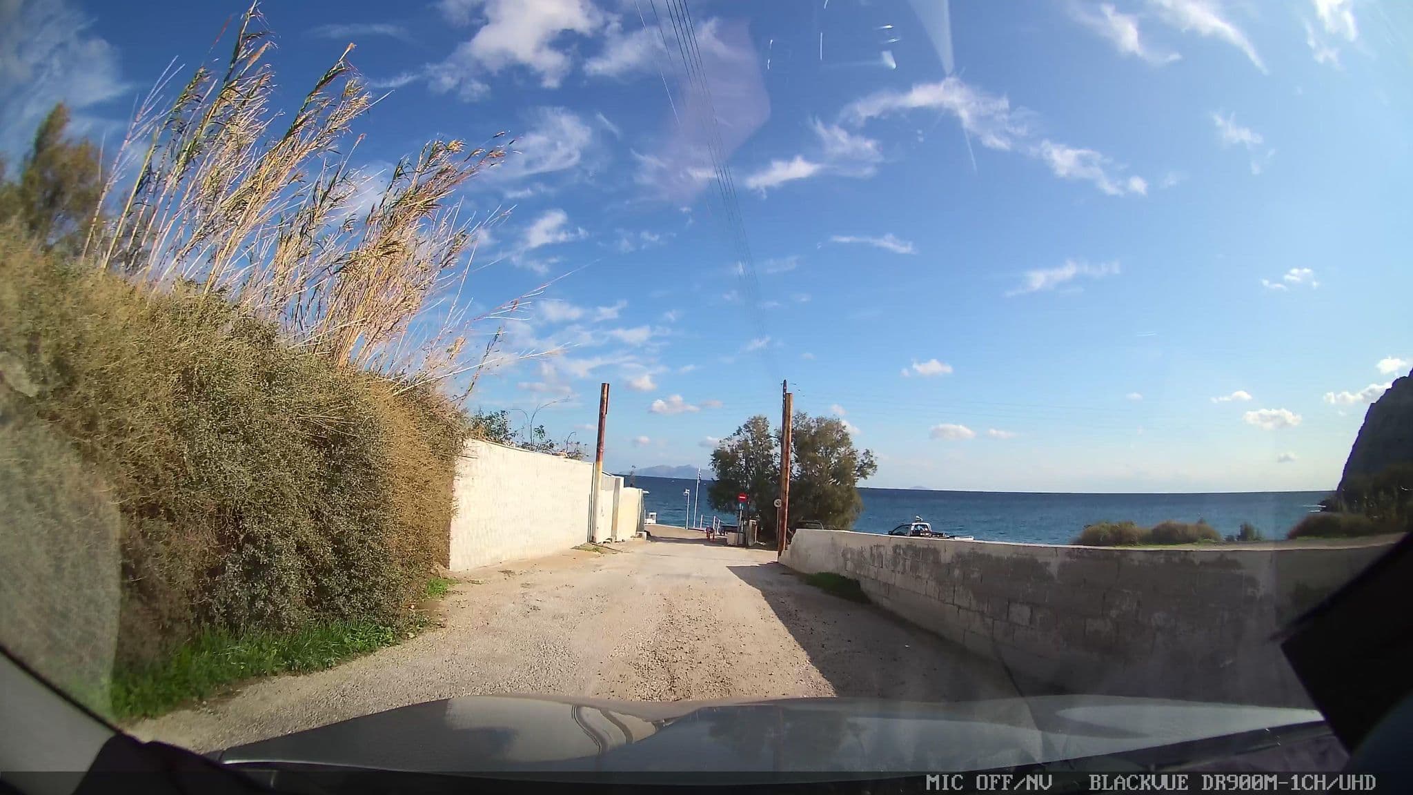 Street view near Sail Inn, Emporeío — © jthnz (CC BY-SA · Mapillary)