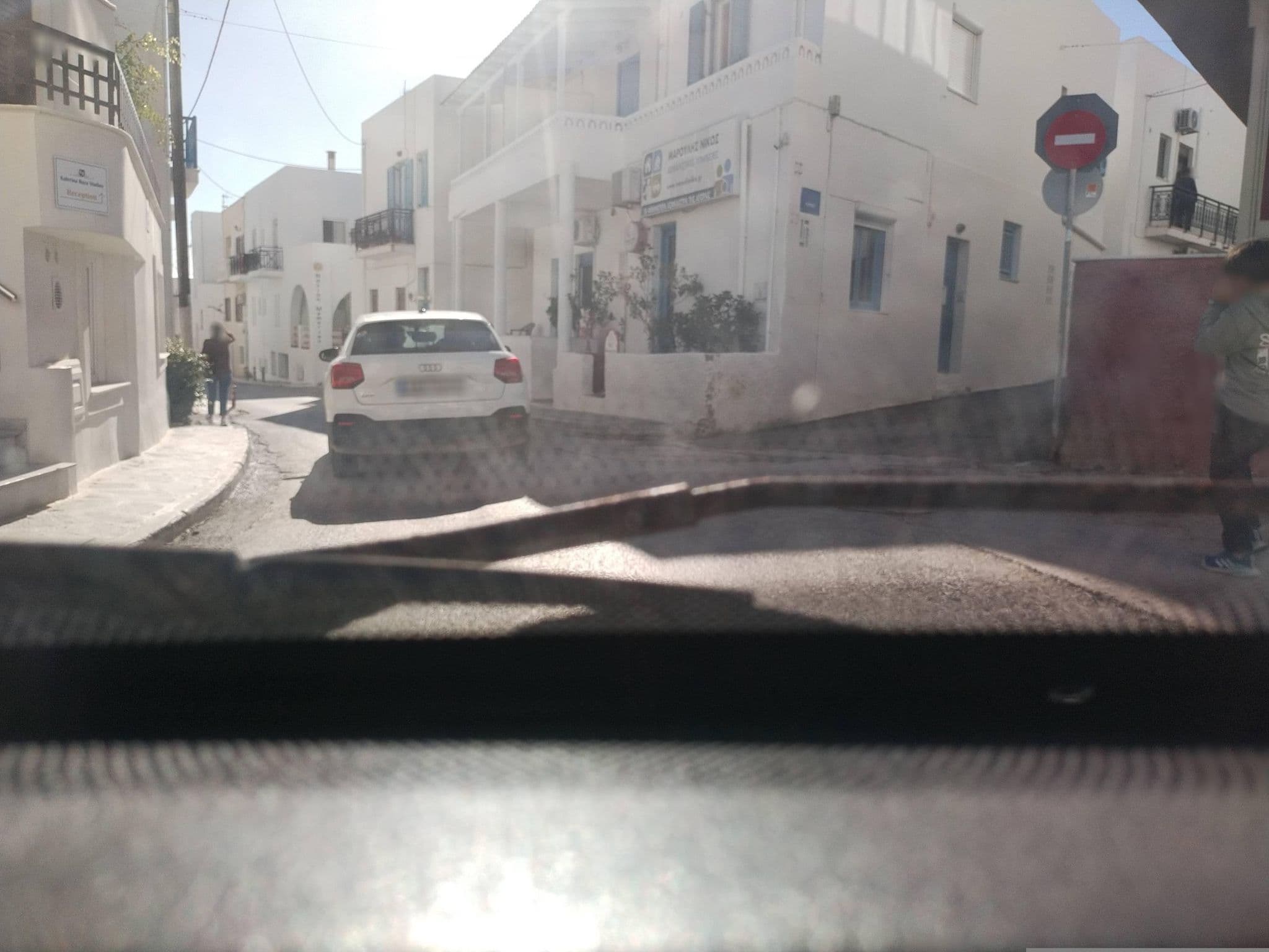 Street view near Naxos Katarina Roza Studio, Náxos — © Bordkatze (CC BY-SA · Mapillary)