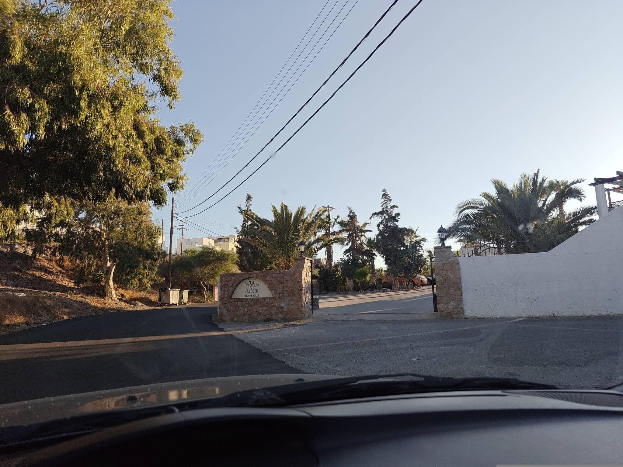 Street view near Arlene Boutique Hotel, Mesariá — © grkpete (CC BY-SA · Mapillary)
