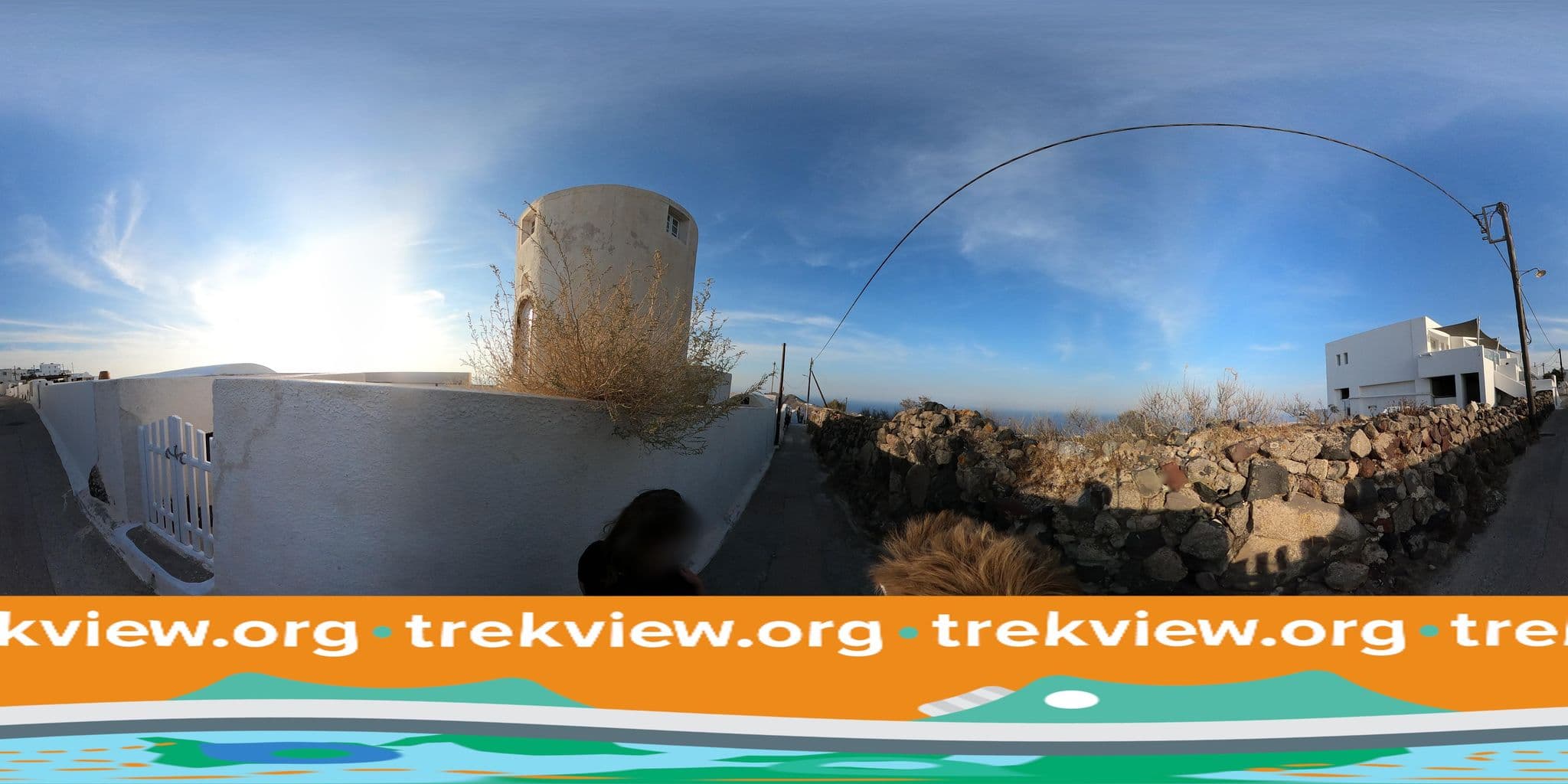 Street view near Prekas Apartments Ημεροβίγλι, Firá — © trekviewed (CC BY-SA · Mapillary)