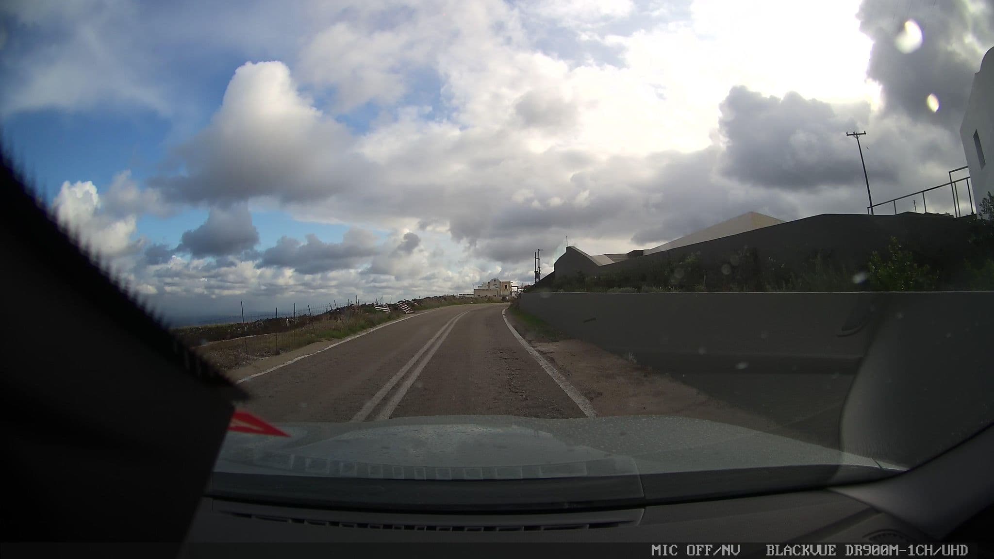 Street view near SantAnna Luxury Suites, Firá — © jthnz (CC BY-SA · Mapillary)