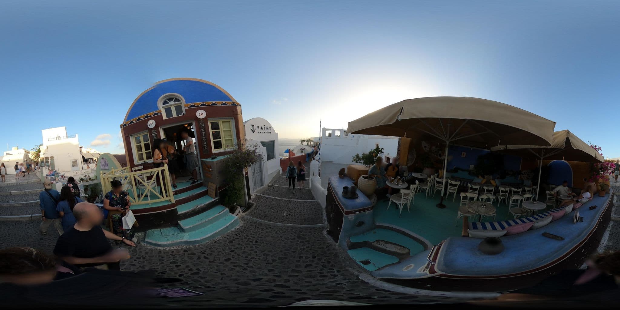 Street view near Artia Mansion, Oía — © efikour (CC BY-SA · Mapillary)