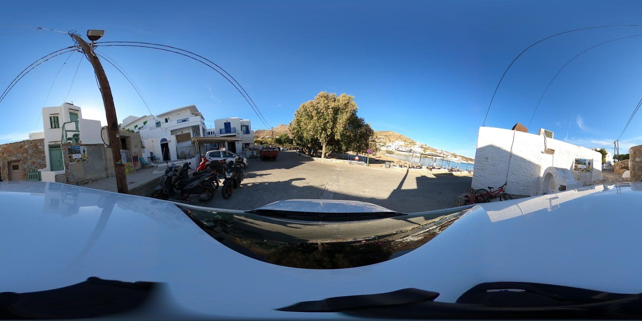 Street view near Kastellos Apartments, Íos — © supco_survey (CC BY-SA · Mapillary)