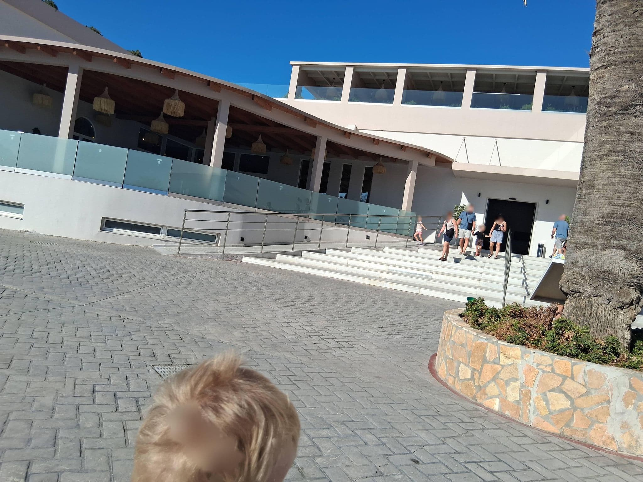 Street view near Aquis Marine Resort, Zipári — © Lapscle (CC BY-SA · Mapillary)