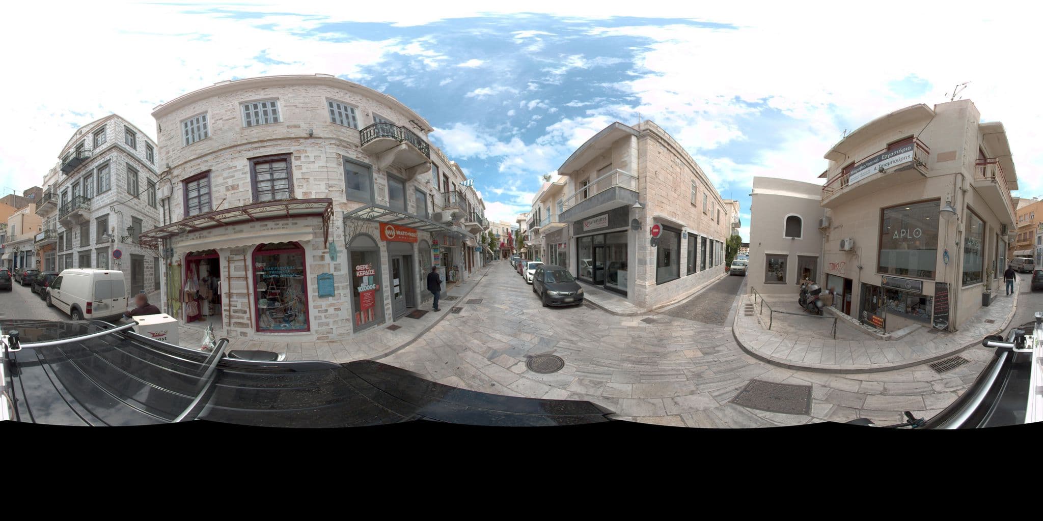 Street view near Ξενοδοχείο Αίγλη, Ermoúpolis — © MarianPanagiotopoulou (CC BY-SA · Mapillary)