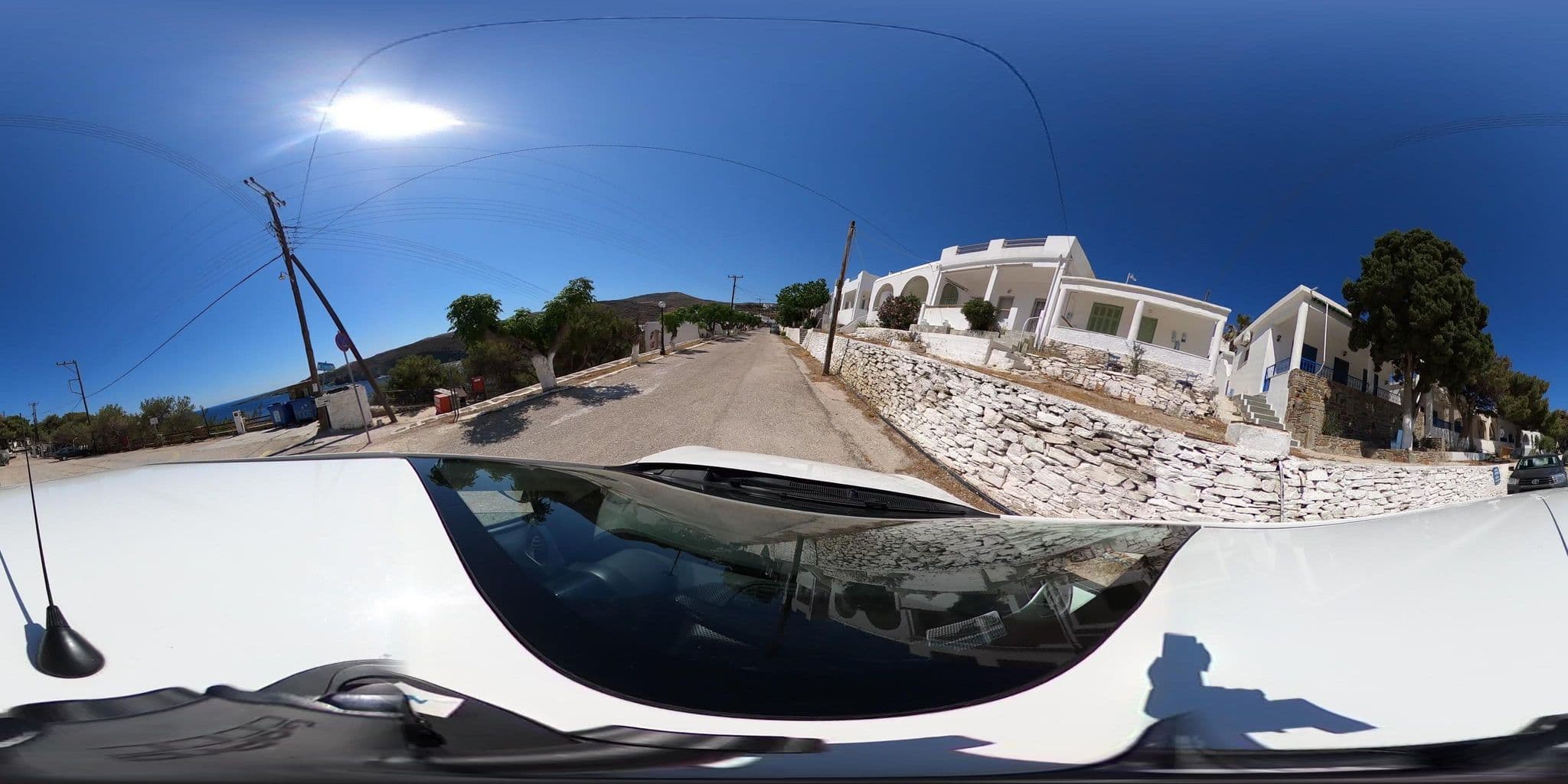 Street view near Kamares, Áno Sýros — © katagrafes (CC BY-SA · Mapillary)
