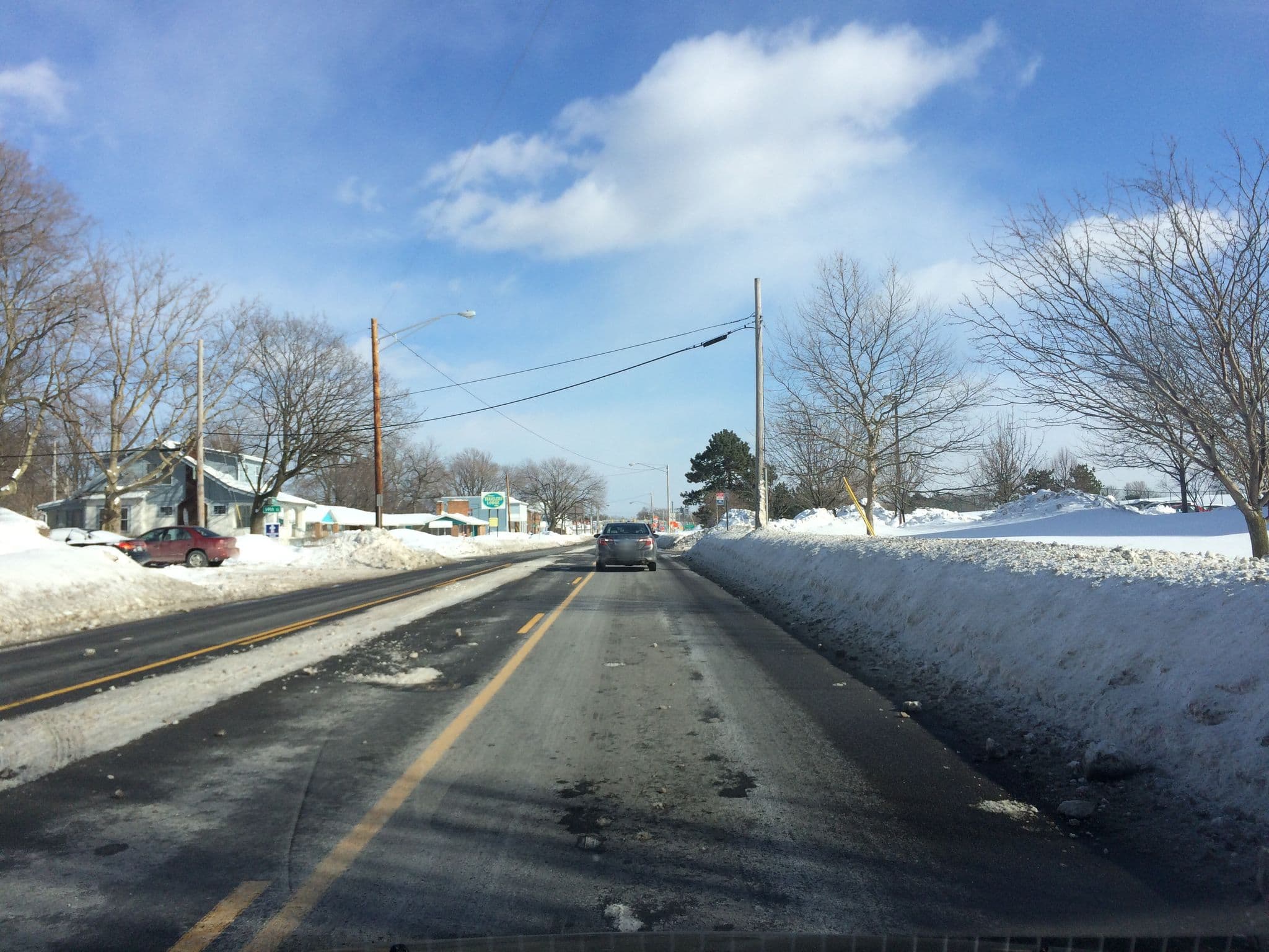 Street view near Falls Motel, Chippawa — © jjh (CC BY-SA · Mapillary)