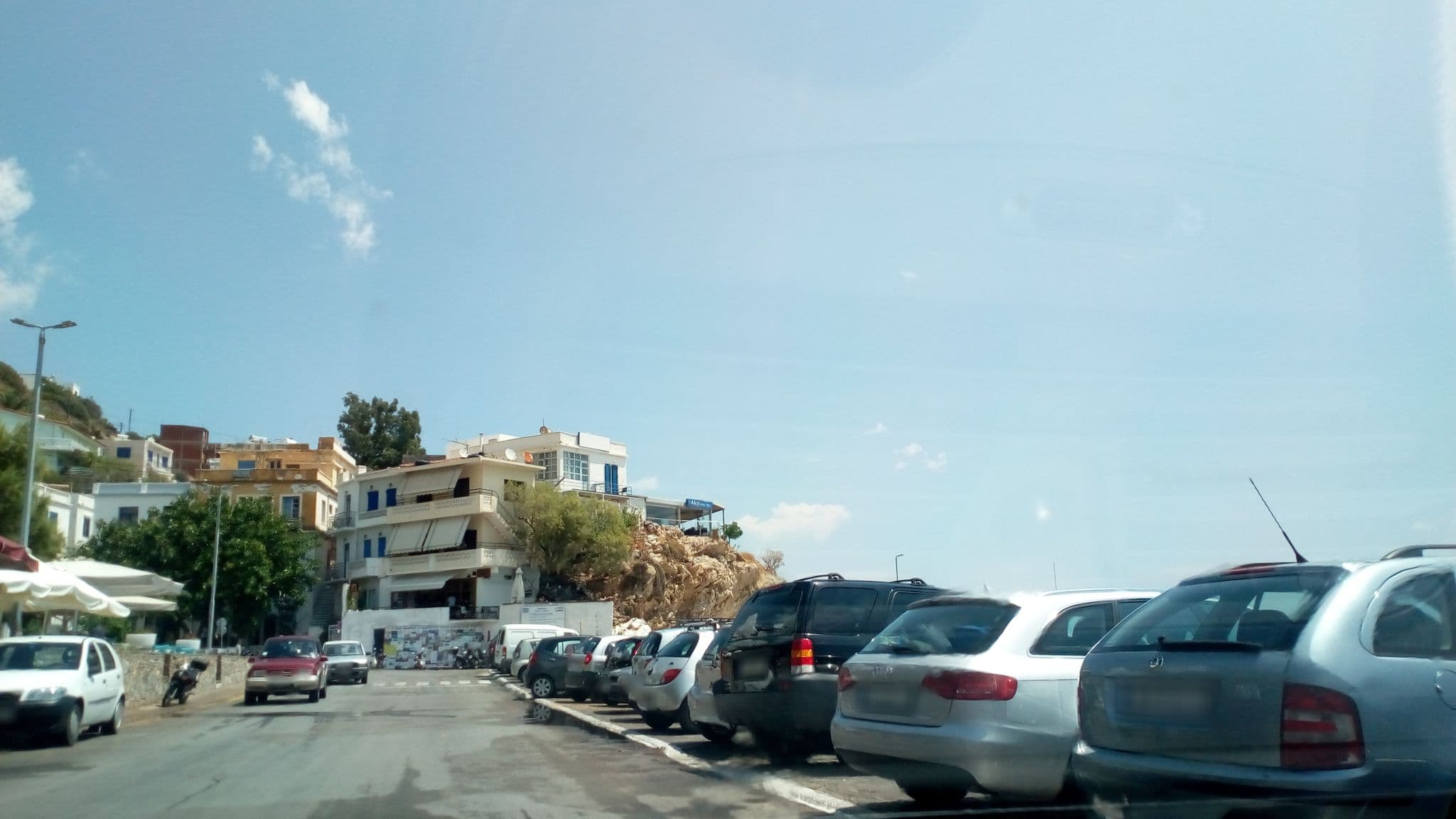 Street view near Daidalos Studios, Agios Kirykos — © vaspag (CC BY-SA · Mapillary)