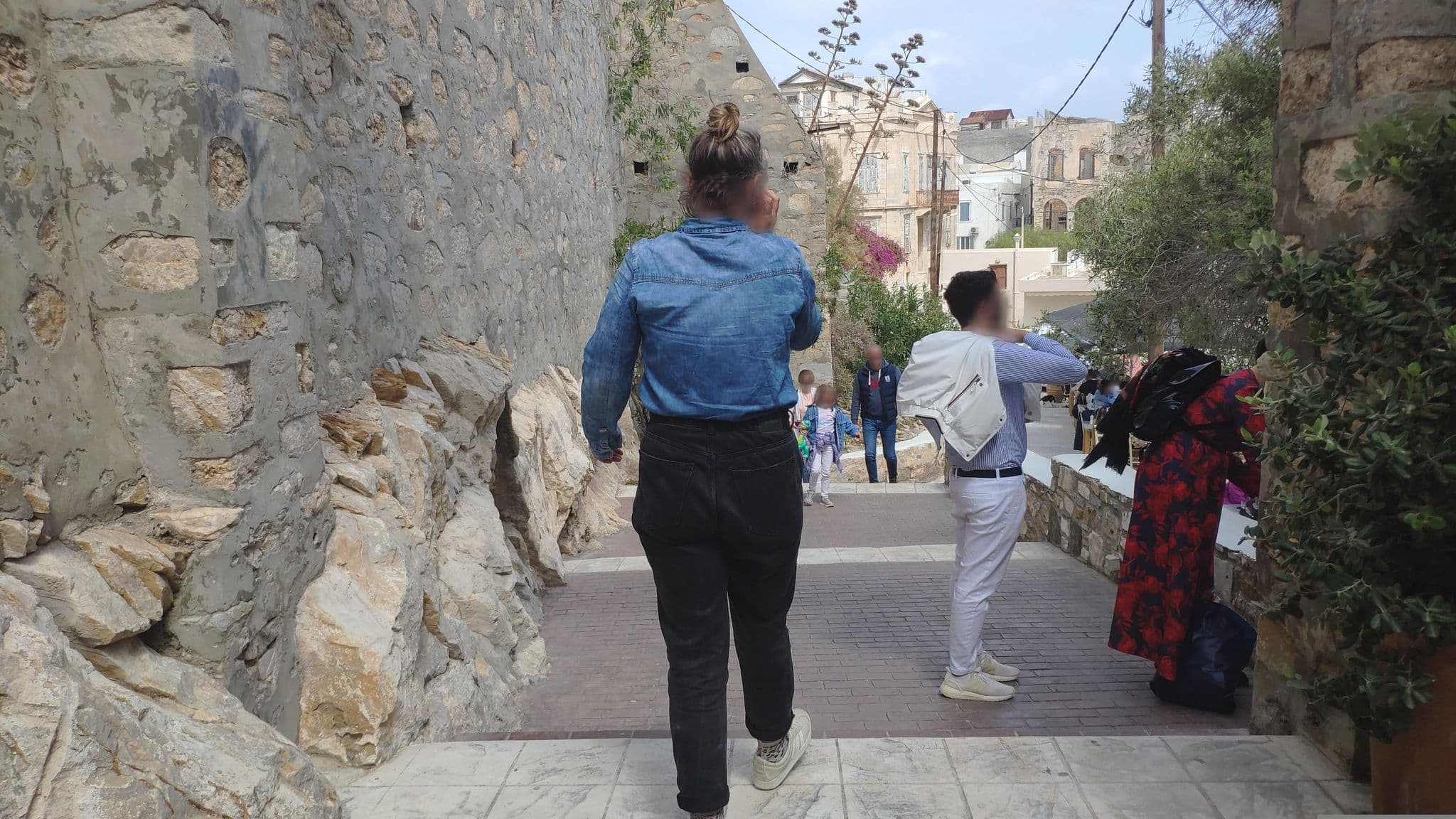 Street view near Σύρου Μέλανθρον Hotel, Ermoúpolis — © pppetros (CC BY-SA · Mapillary)