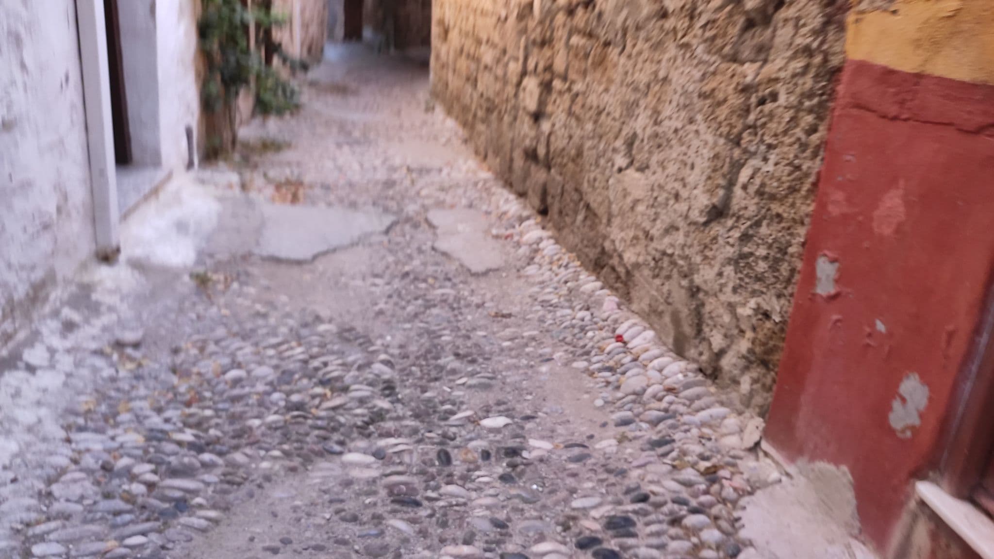 Street view near Auberge 32, Ródos — © osm1012 (CC BY-SA · Mapillary)