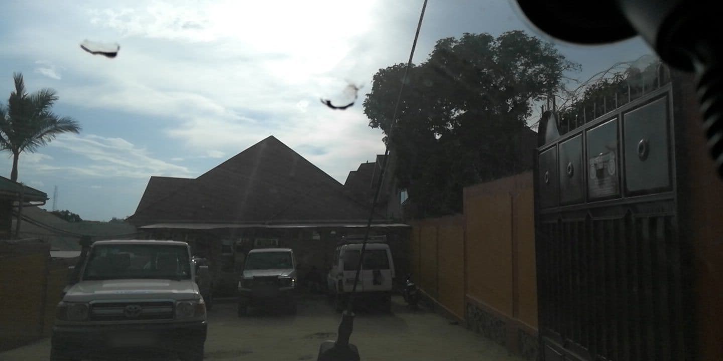 Street view near Hôtel Karibuni, Bunia — © tojoaro (CC BY-SA · Mapillary)