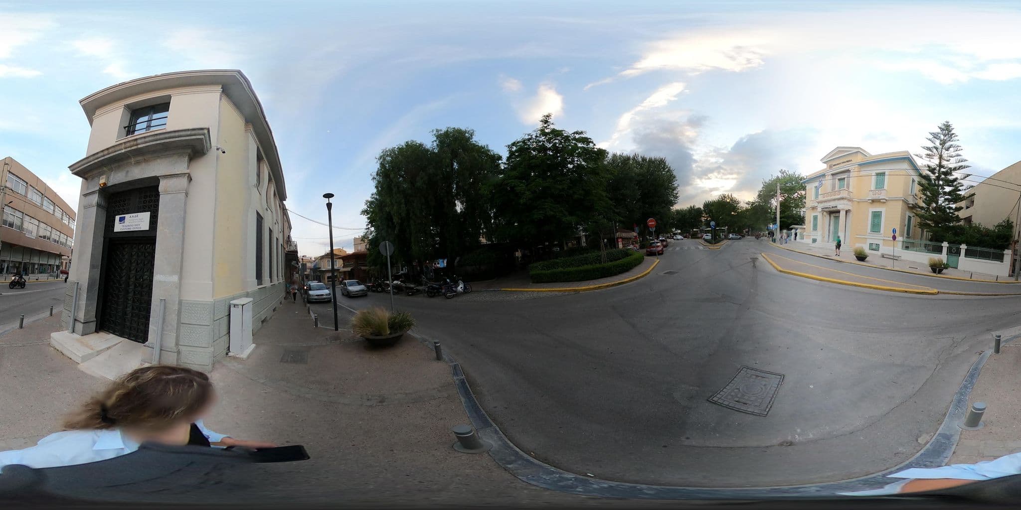 Street view near Avgerinos Hotel, Chios — © efikour (CC BY-SA · Mapillary)