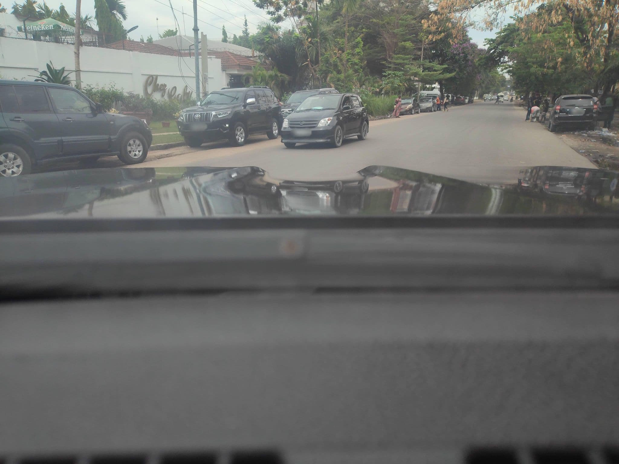 Street view near Re-source, Kinshasa