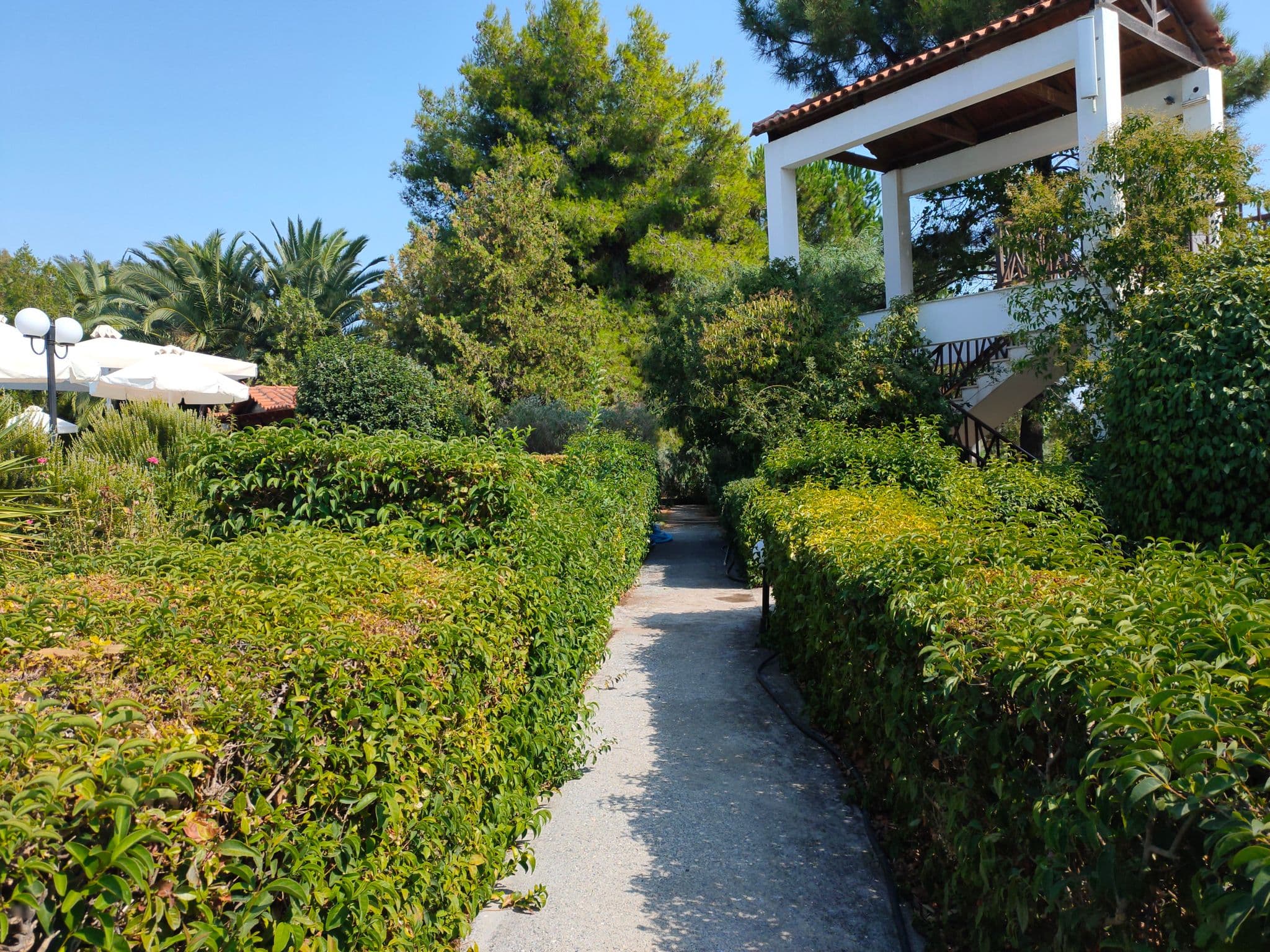 Street view near Hotel Pasiphae Swimmingpool, Kalloní — © jjc (CC BY-SA · Mapillary)