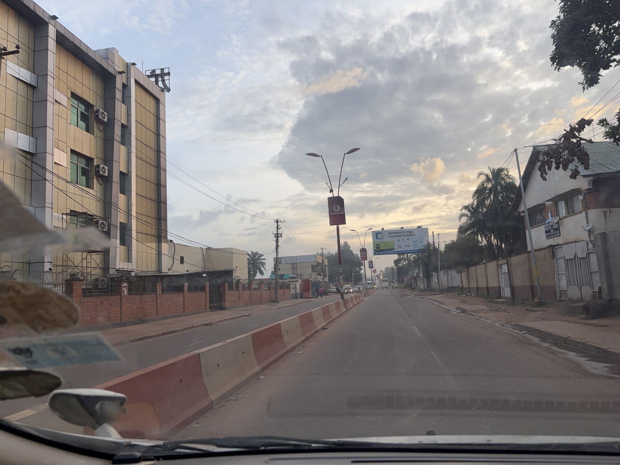 Street view near Hotel Ngokaf, Lubumbashi — © orlanto (CC BY-SA · Mapillary)