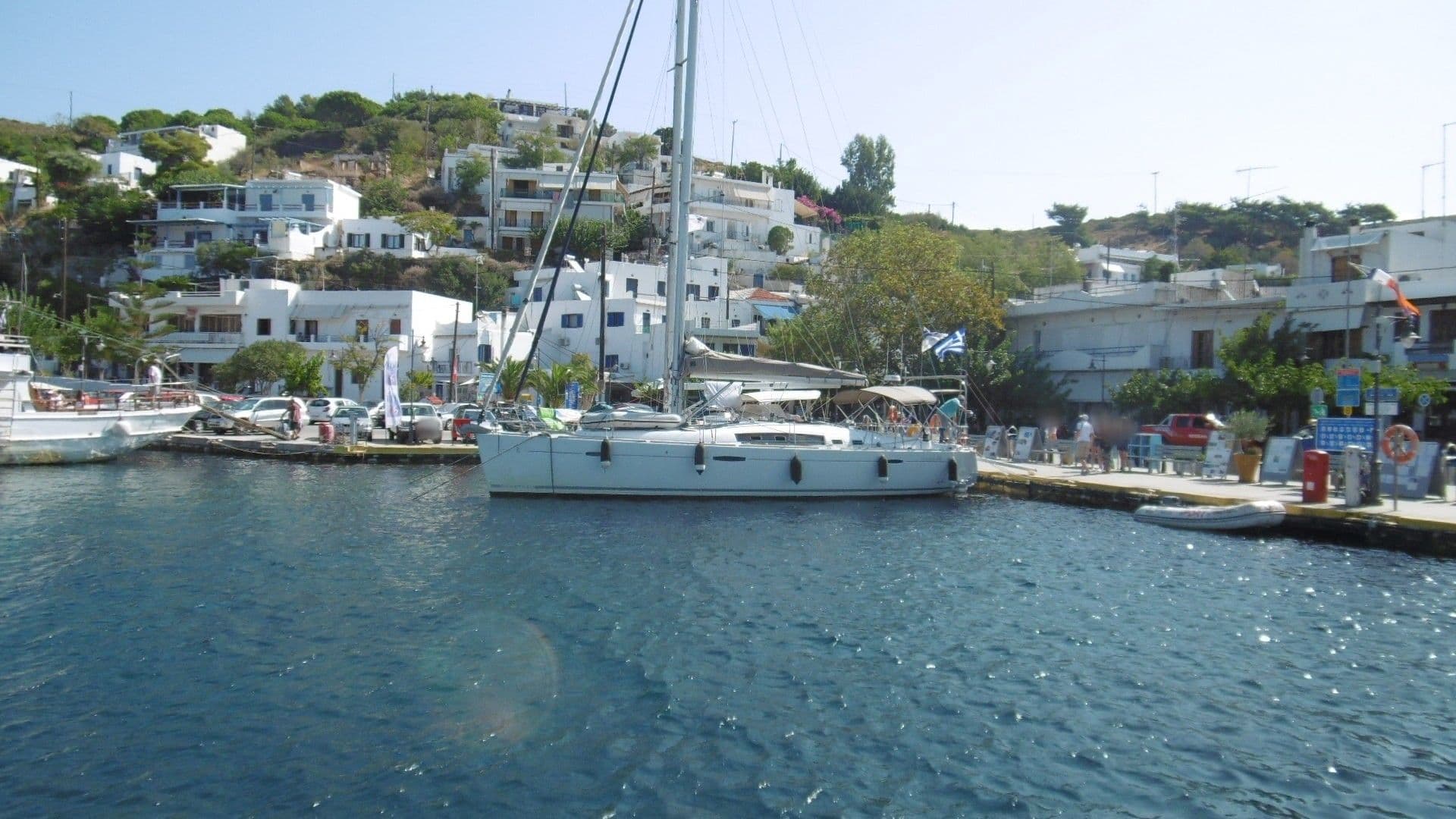 Street view near Linaria Bay Hotel, Skýros — © resser55 (CC BY-SA · Mapillary)
