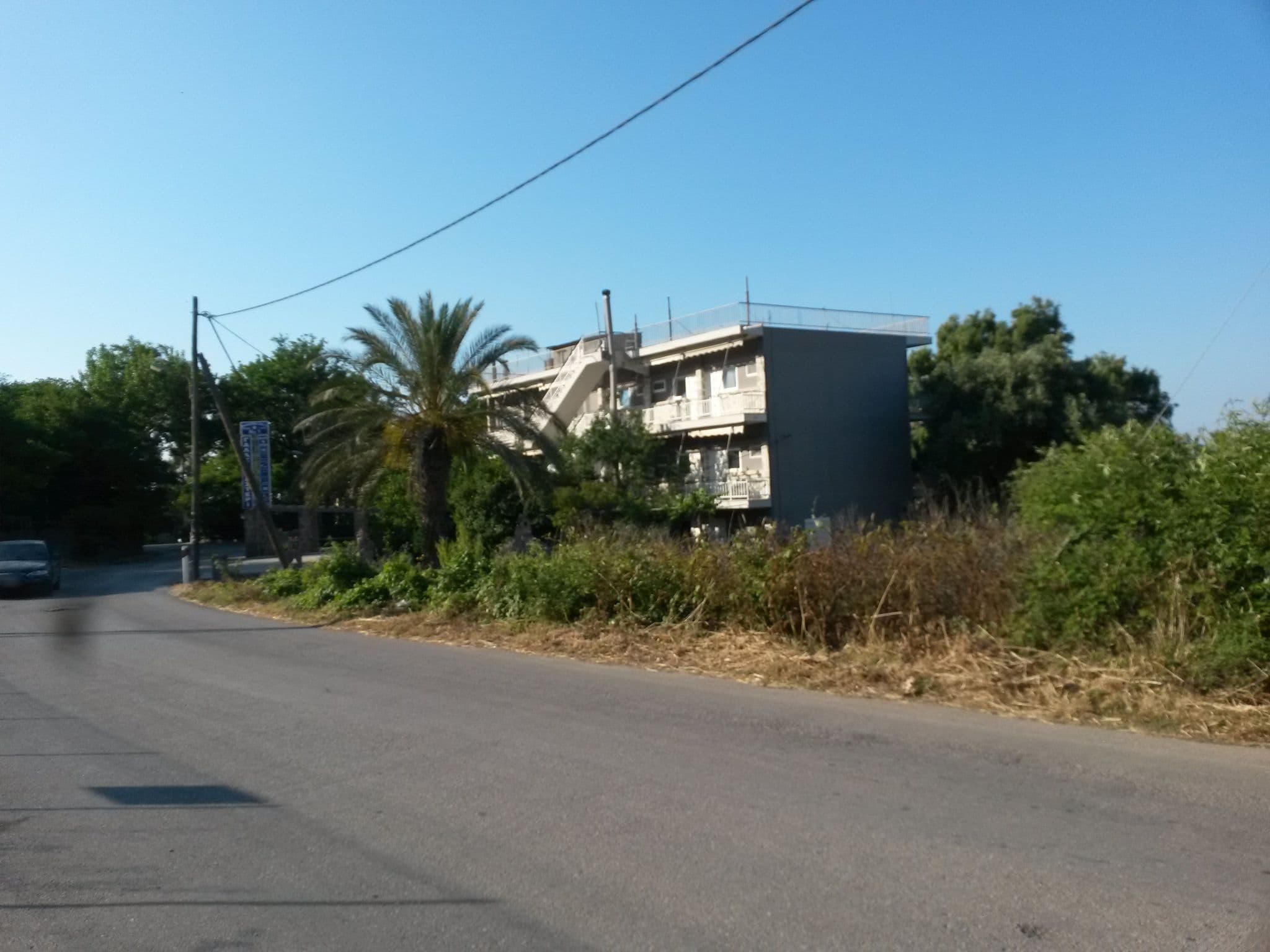 Street view near Galazio Asteri 1 Hotel Apartment, Loutrópoli Thermís — © kay_d (CC BY-SA · Mapillary)