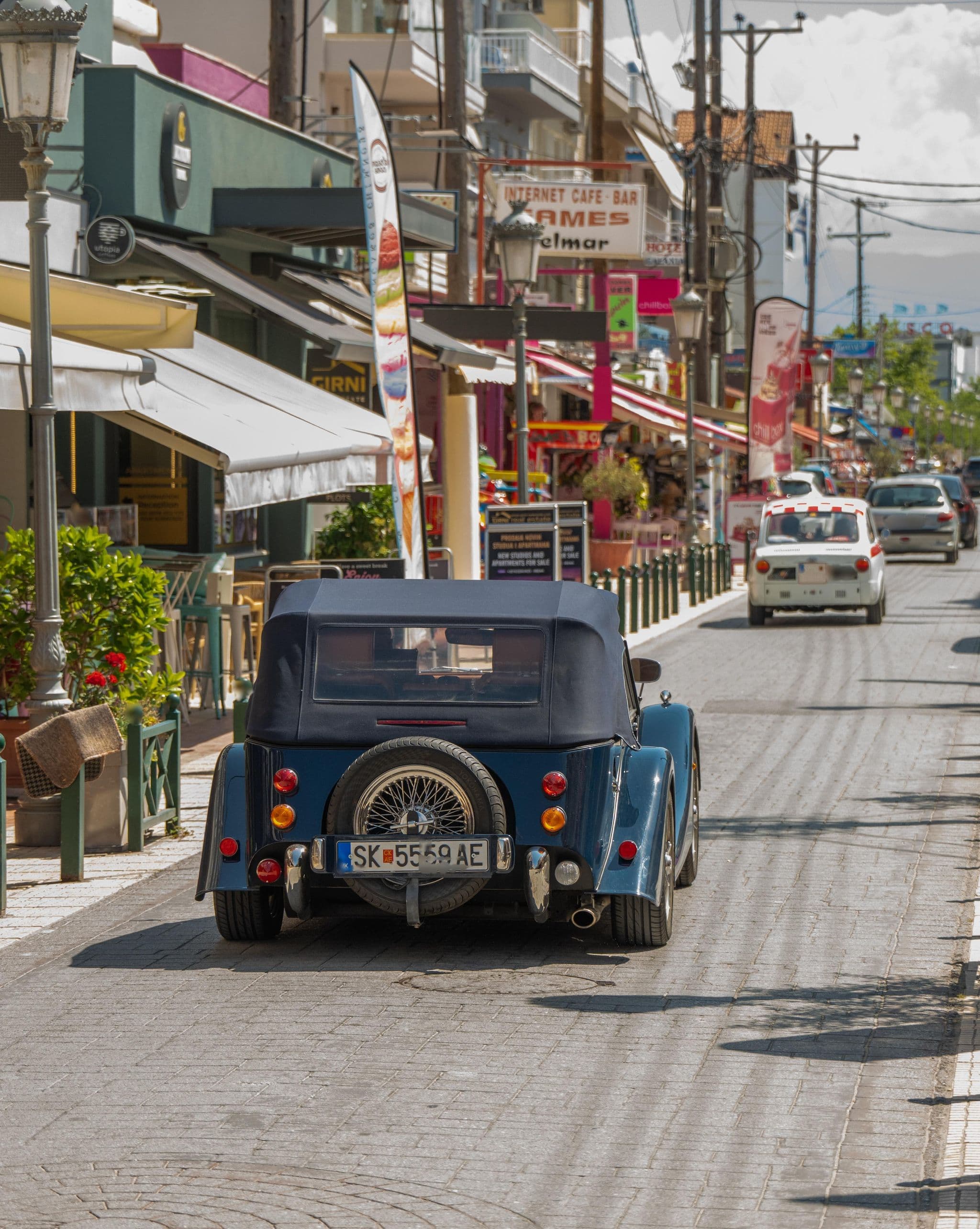Street view near Hotel Dion, Perístasi — © algirdasc (CC BY-SA · Mapillary)