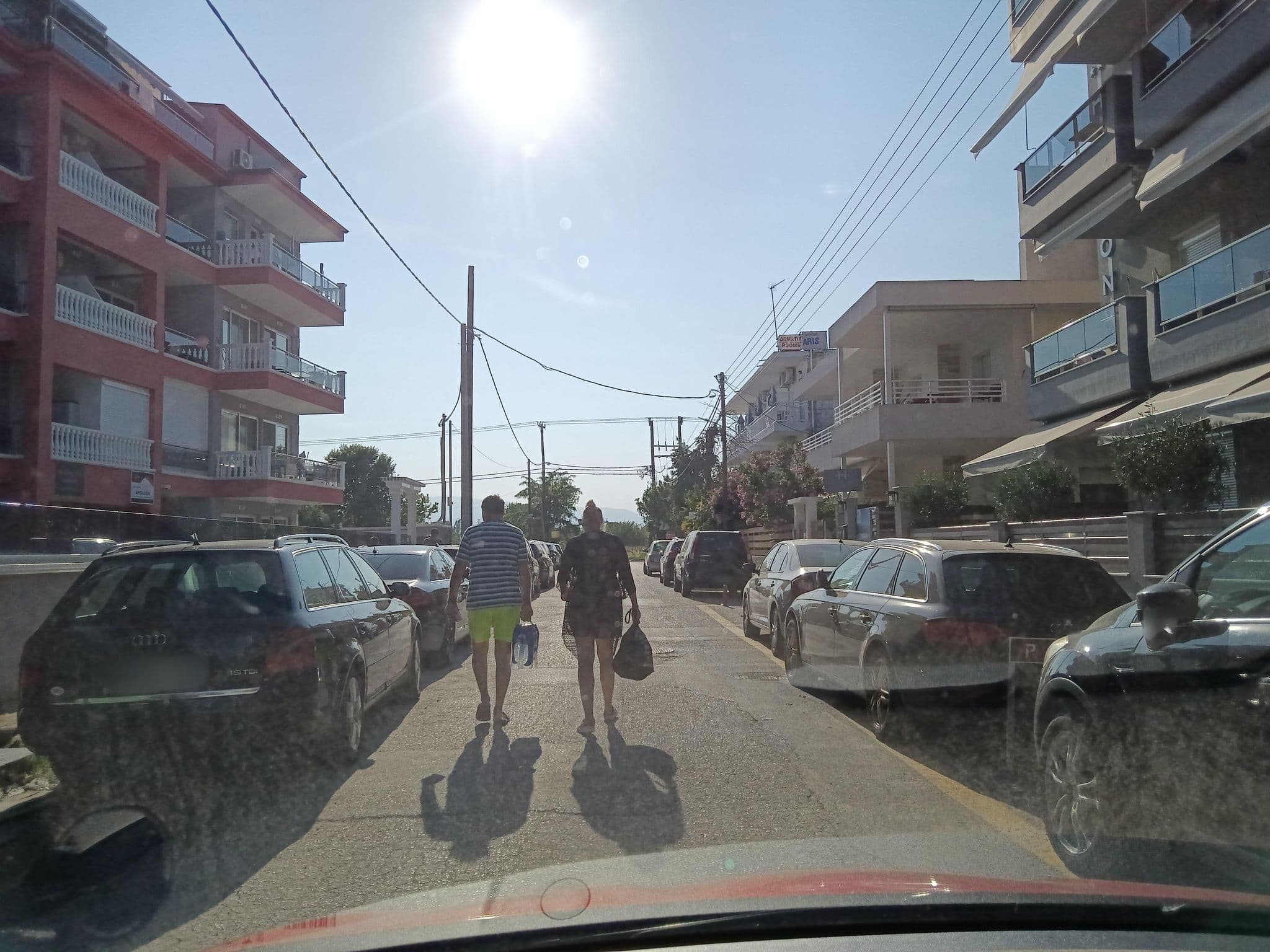 Street view near Hotel Kozanh, Perístasi — © nglf (CC BY-SA · Mapillary)