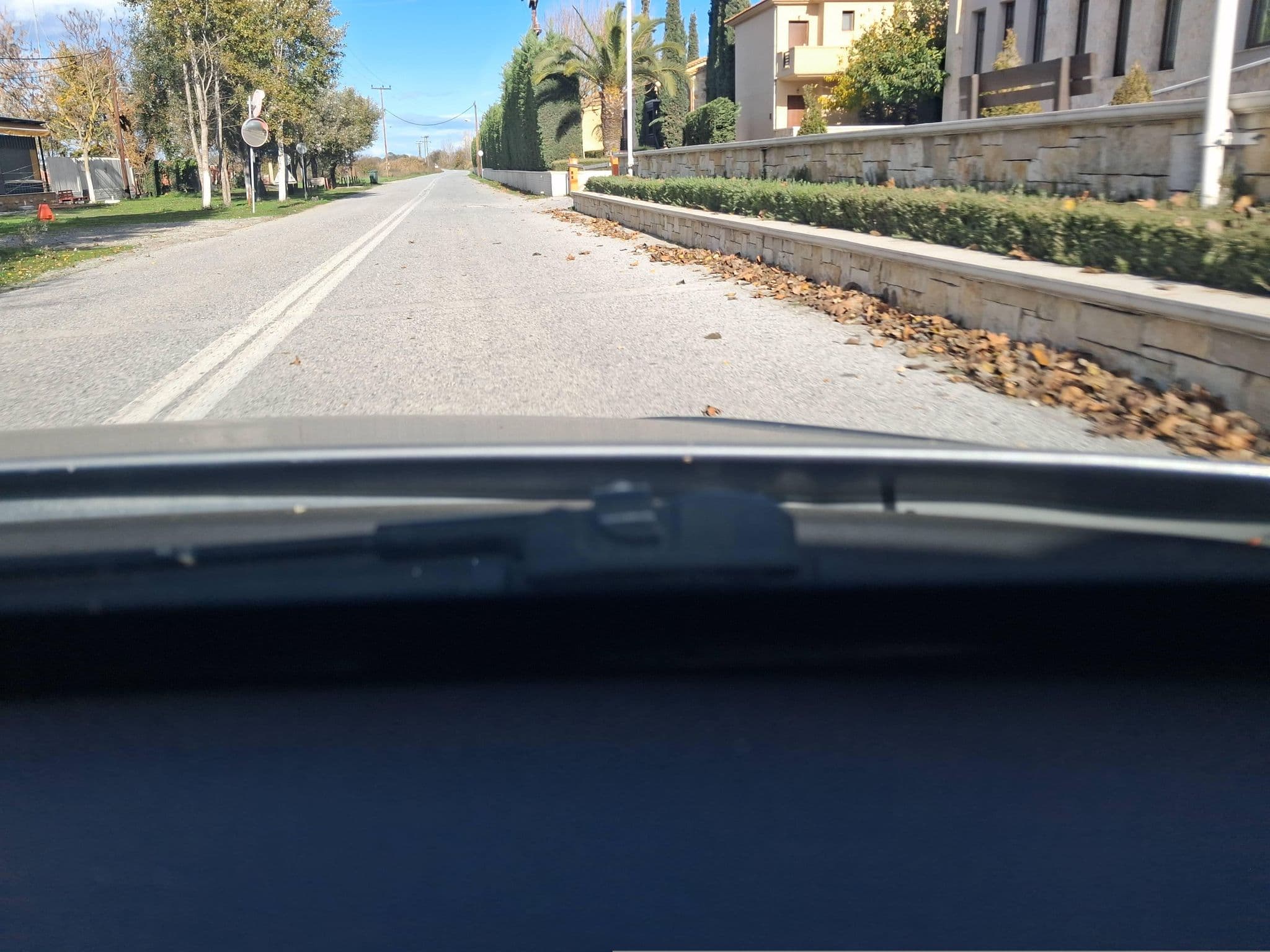 Street view near Room 1511, Korinós — © karitsa_street_view2 (CC BY-SA · Mapillary)