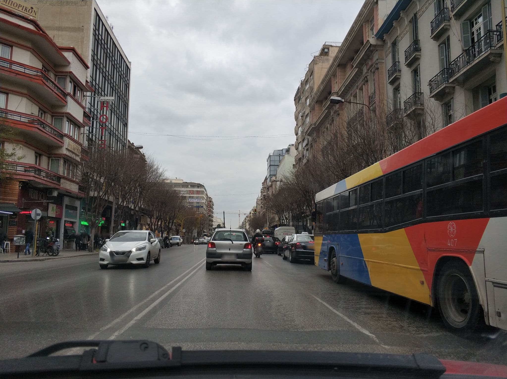 Street view near Moden Revival Luxury Hotel, Thessaloníki — © nestoras (CC BY-SA · Mapillary)