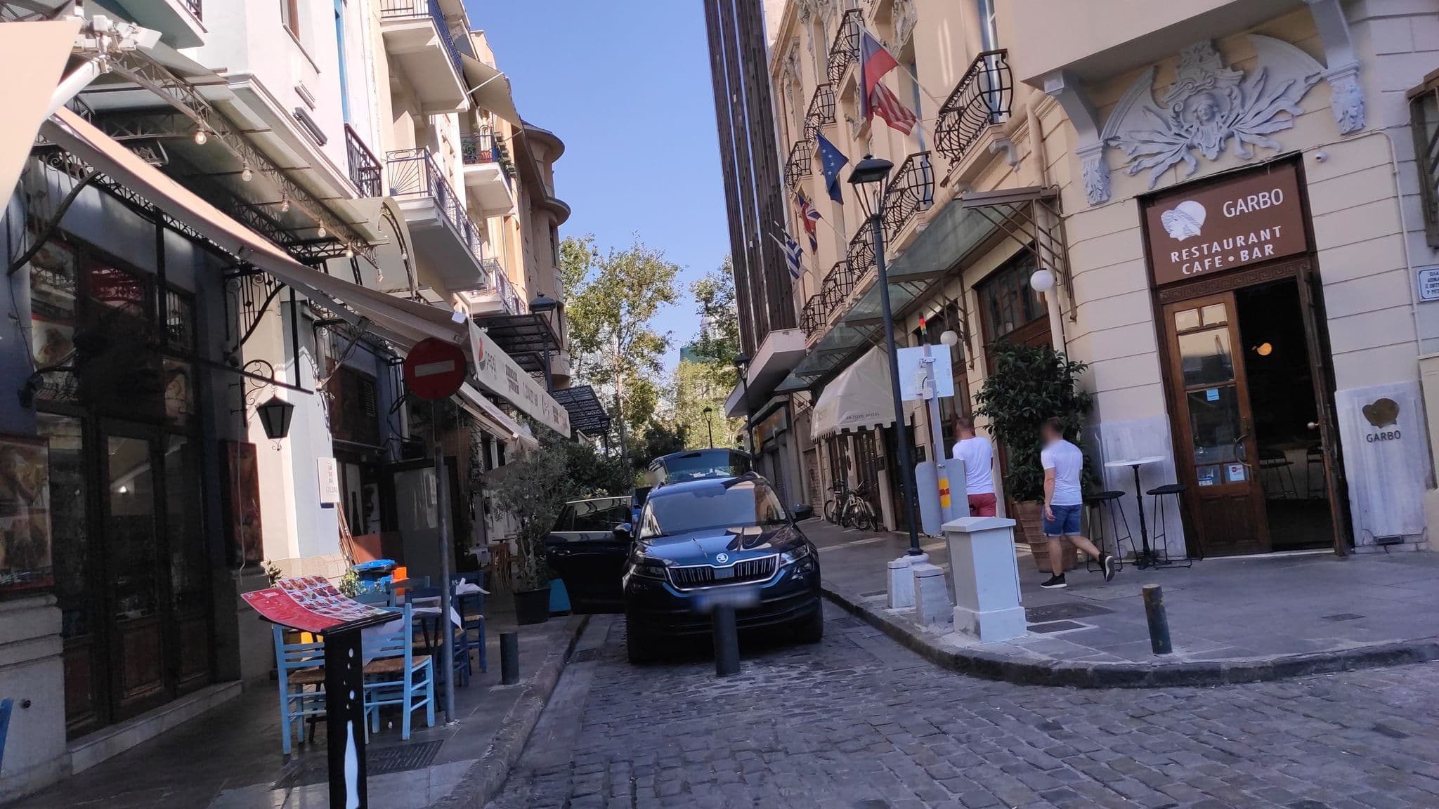 Street view near Colors Ladadika Central, Thessaloníki — © osm1012 (CC BY-SA · Mapillary)