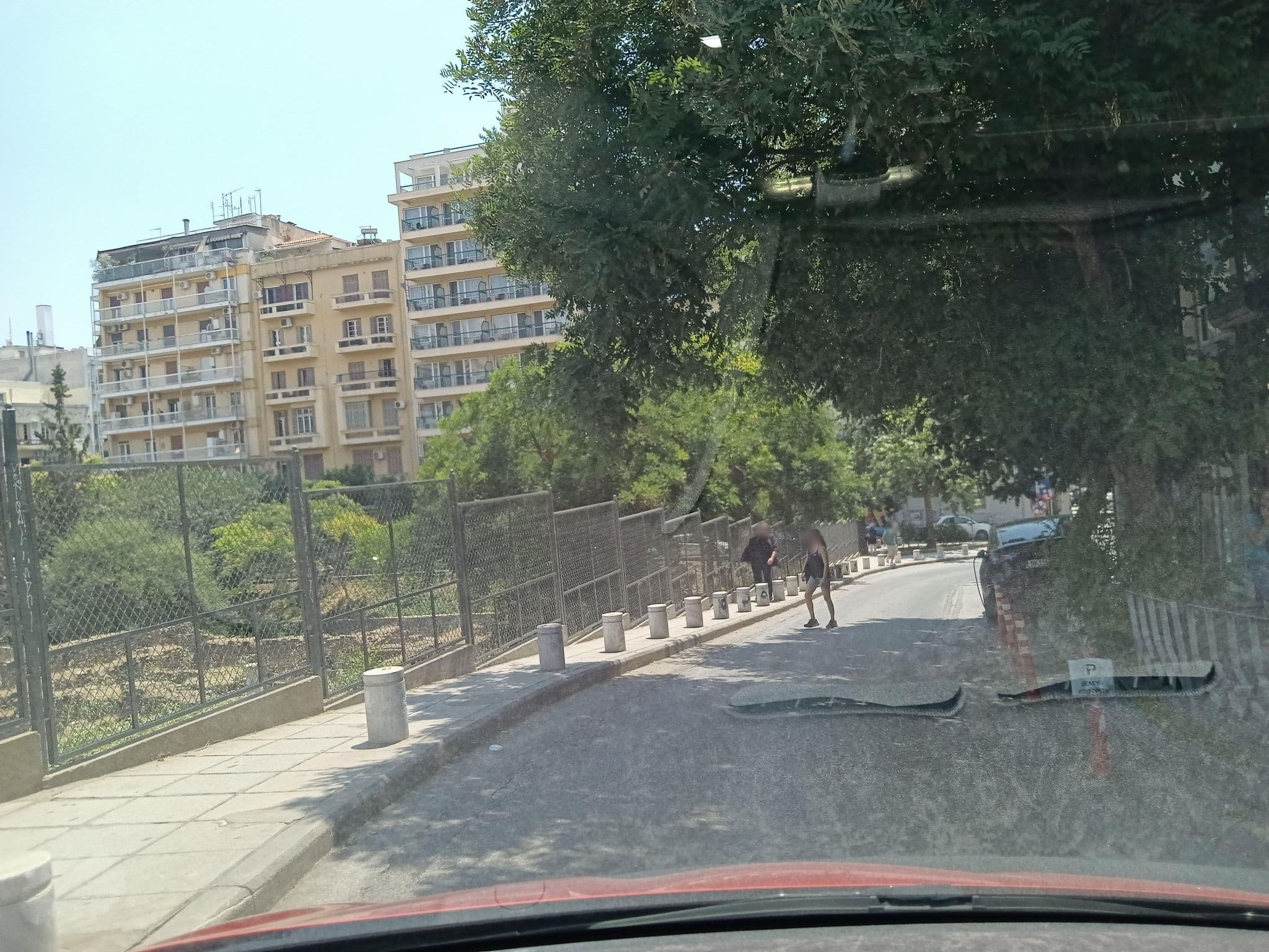 Street view near Hotel Filoxenia, Thessaloníki — © nglf (CC BY-SA · Mapillary)