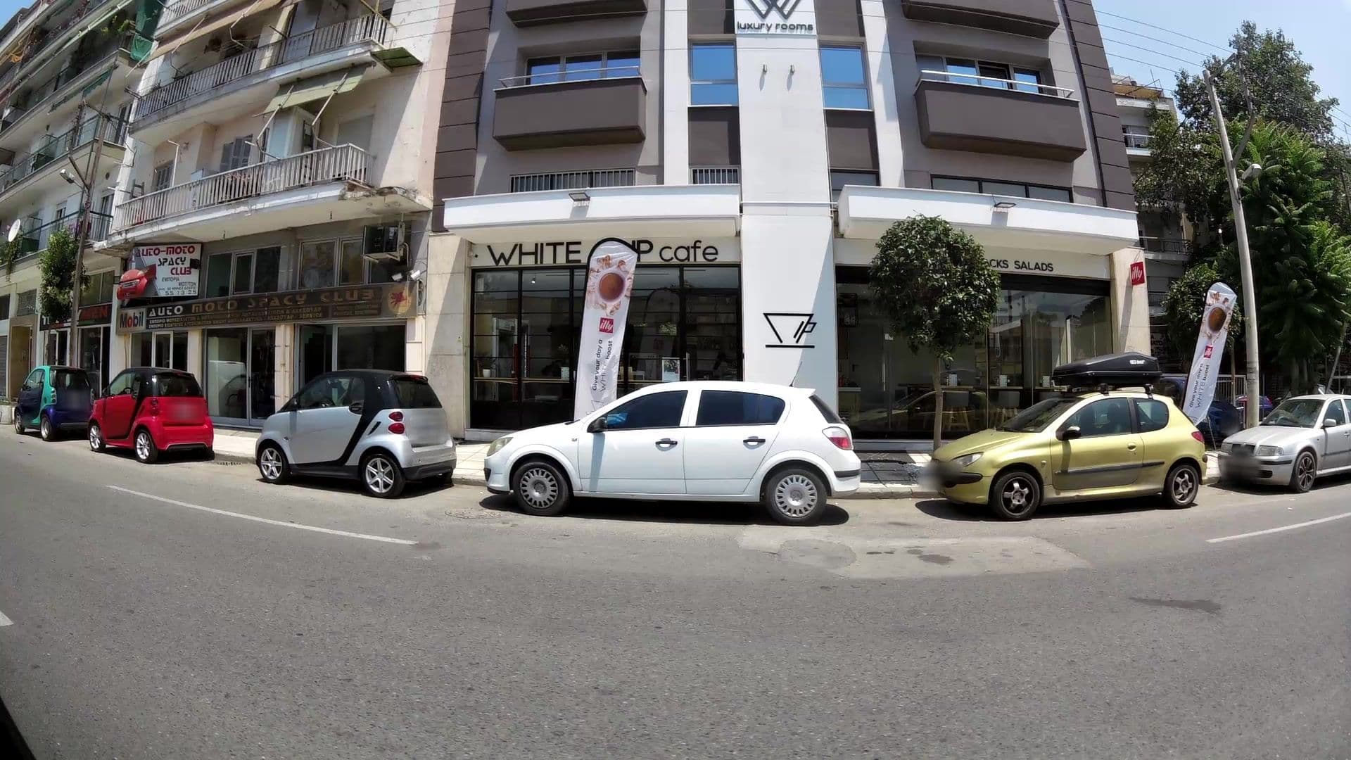 Street view near White Luxury Rooms, Thessaloníki — © kaartcam (CC BY-SA · Mapillary)