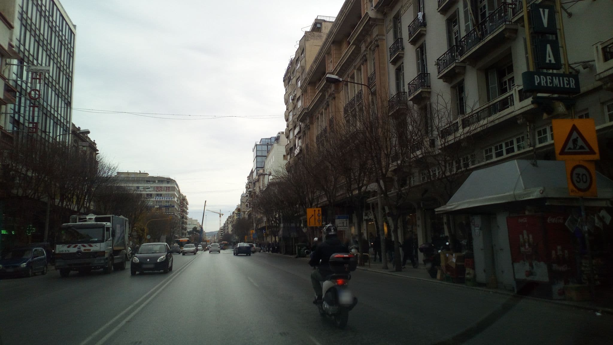Street view near Emporikon **, Thessaloníki — © skarmoutsosv (CC BY-SA · Mapillary)
