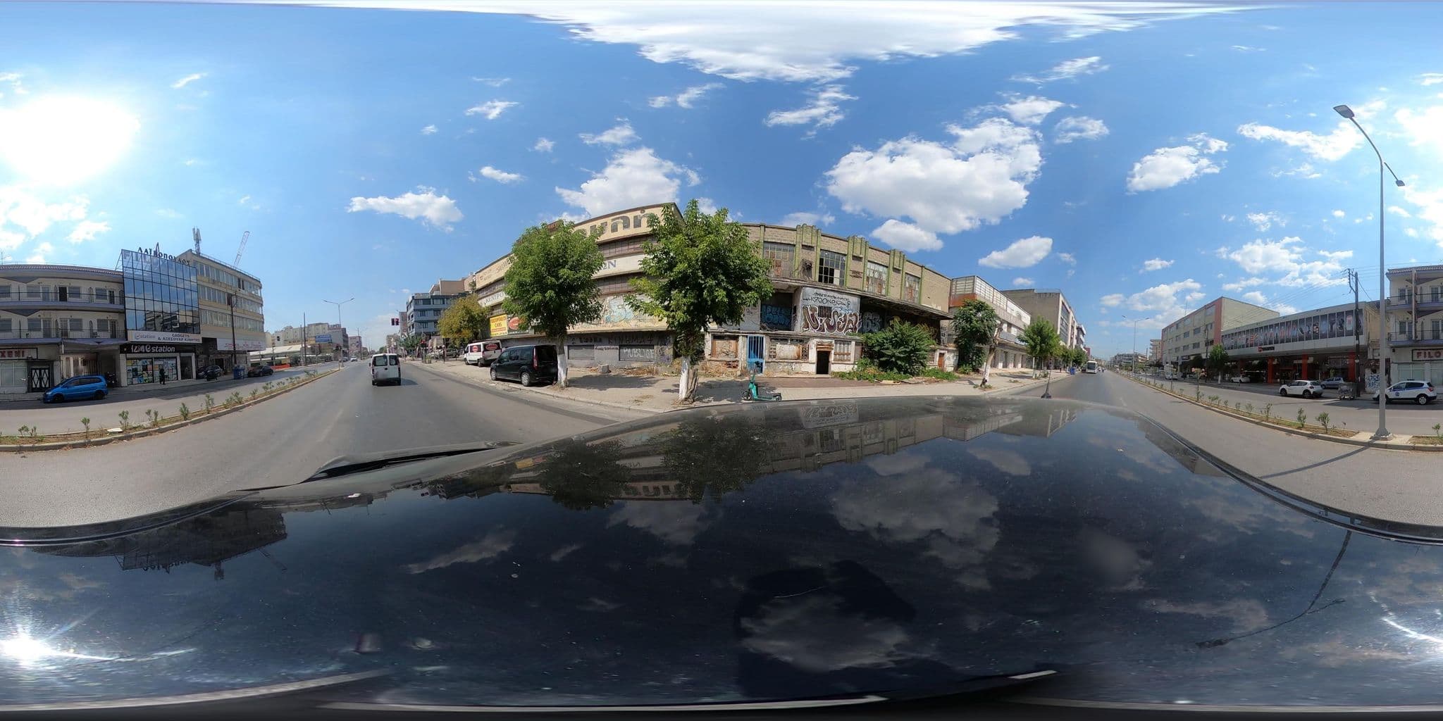 Street view near Filoxenia Hotel, Meneméni — © geraki (CC BY-SA · Mapillary)