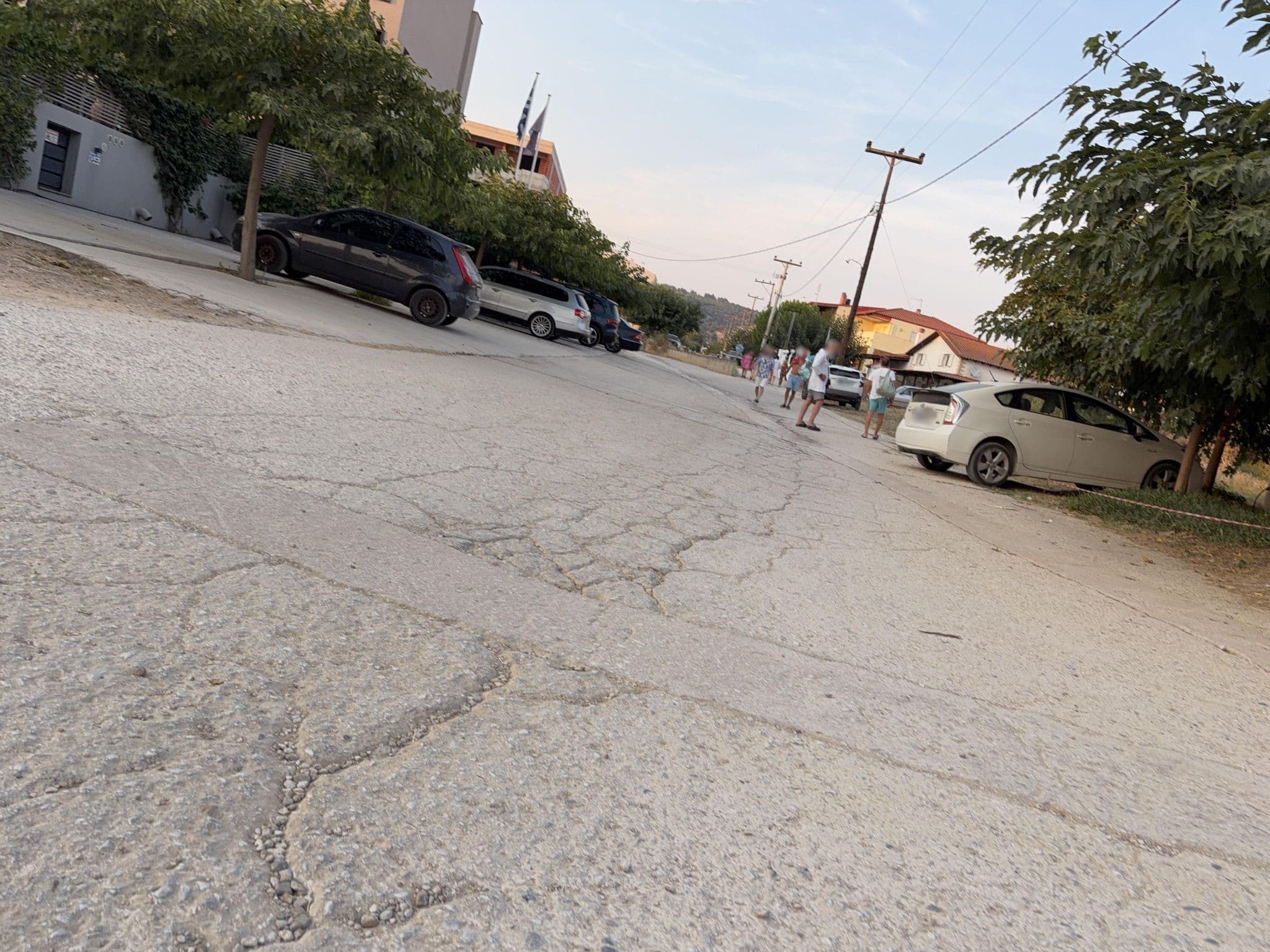 Street view near Anassa Butik Living, Níkiti — © the100daysummer (CC BY-SA · Mapillary)