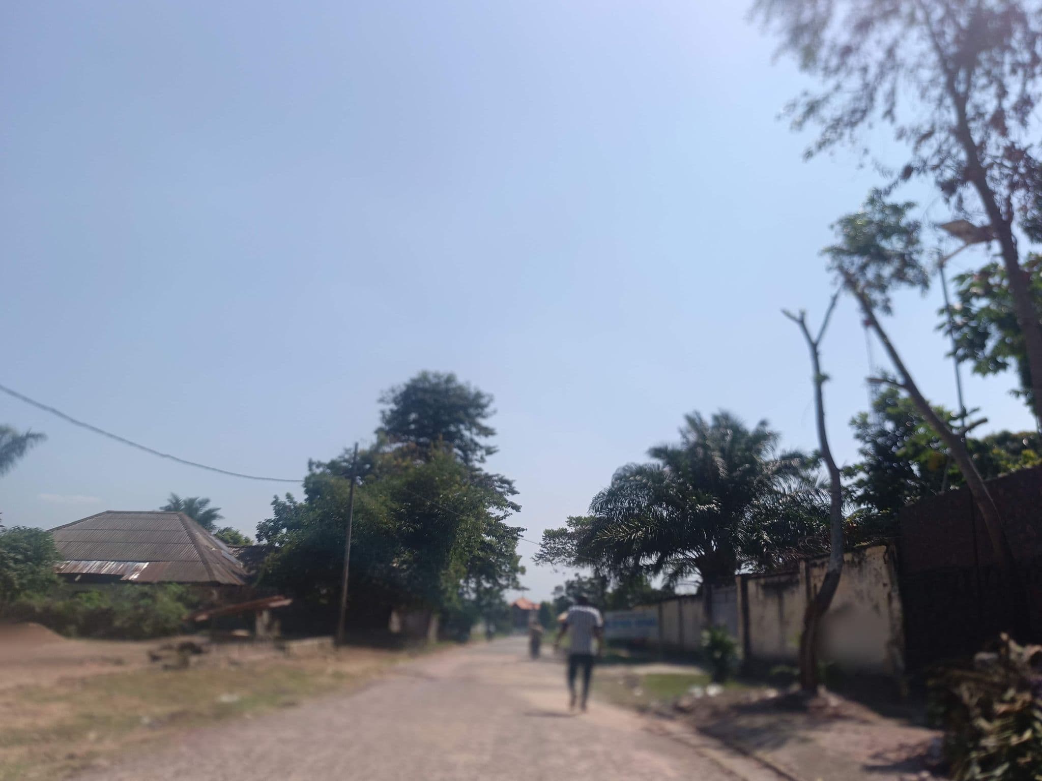 Street view near Mona Guest House Wood Land, Kananga — © OSP1 (CC BY-SA · Mapillary)