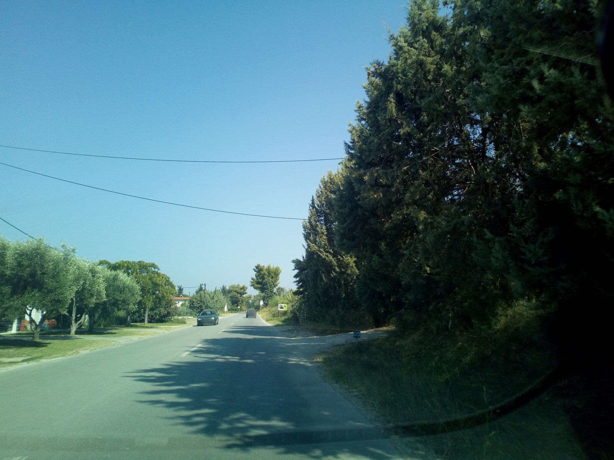 Street view near Asterias Premium Holiday Apartment, Pefkochóri — © skarmoutsosv (CC BY-SA · Mapillary)